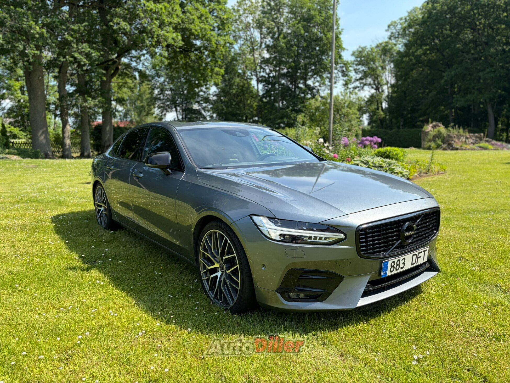 Volvo S90