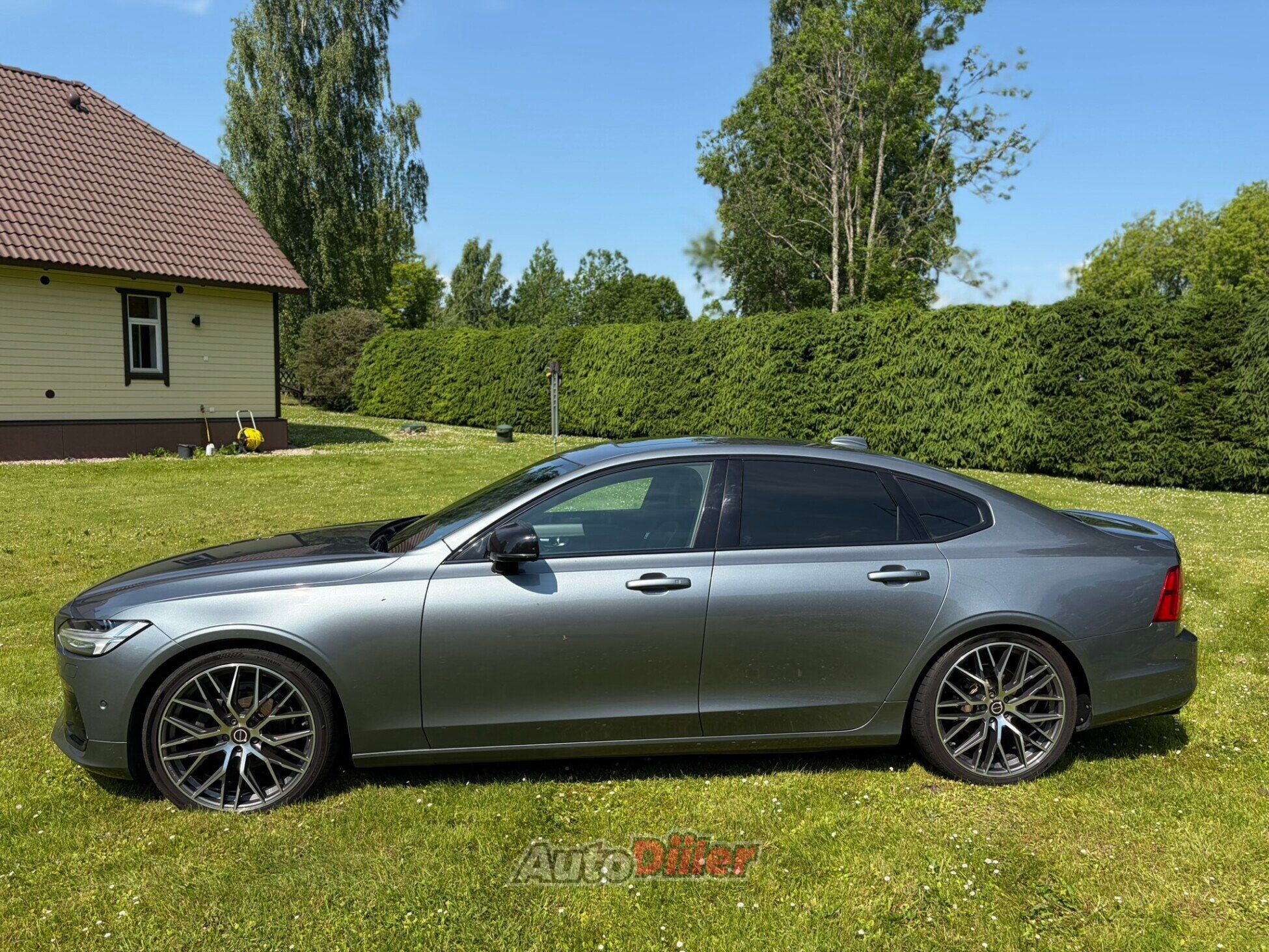 Volvo S90 R-Design 2.0 140kW 2018, photo 4/10