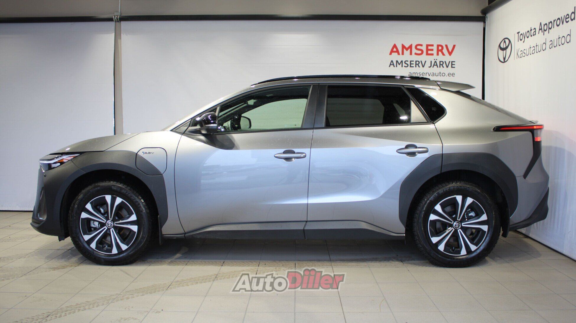 Toyota bZ4X Executive AWD 118kW 2025, photo 3/8
