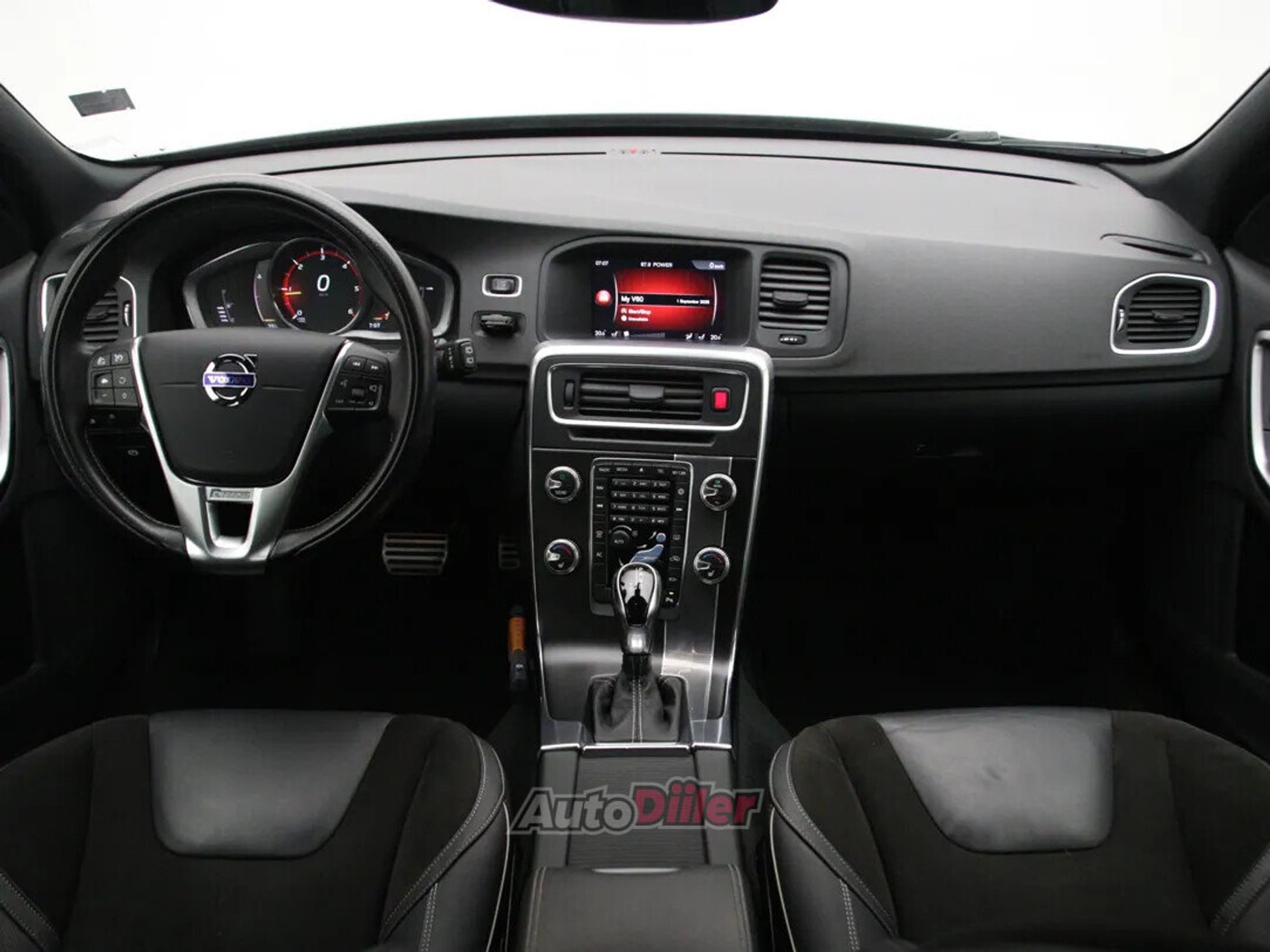 Volvo V60 Business Sport 2.0 140kW 2018, photo 2/10