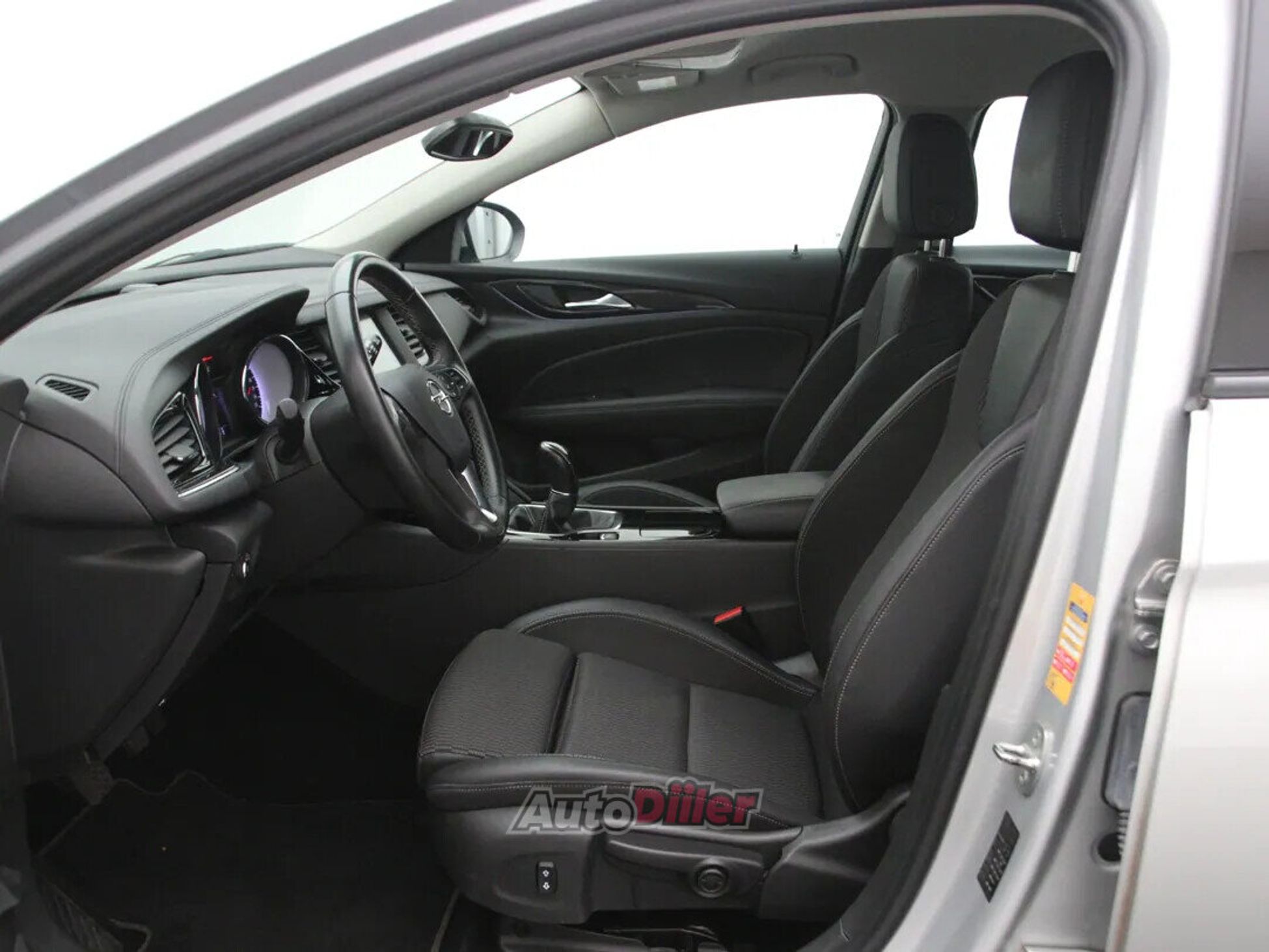 Opel Insignia 2020, photo 4/10