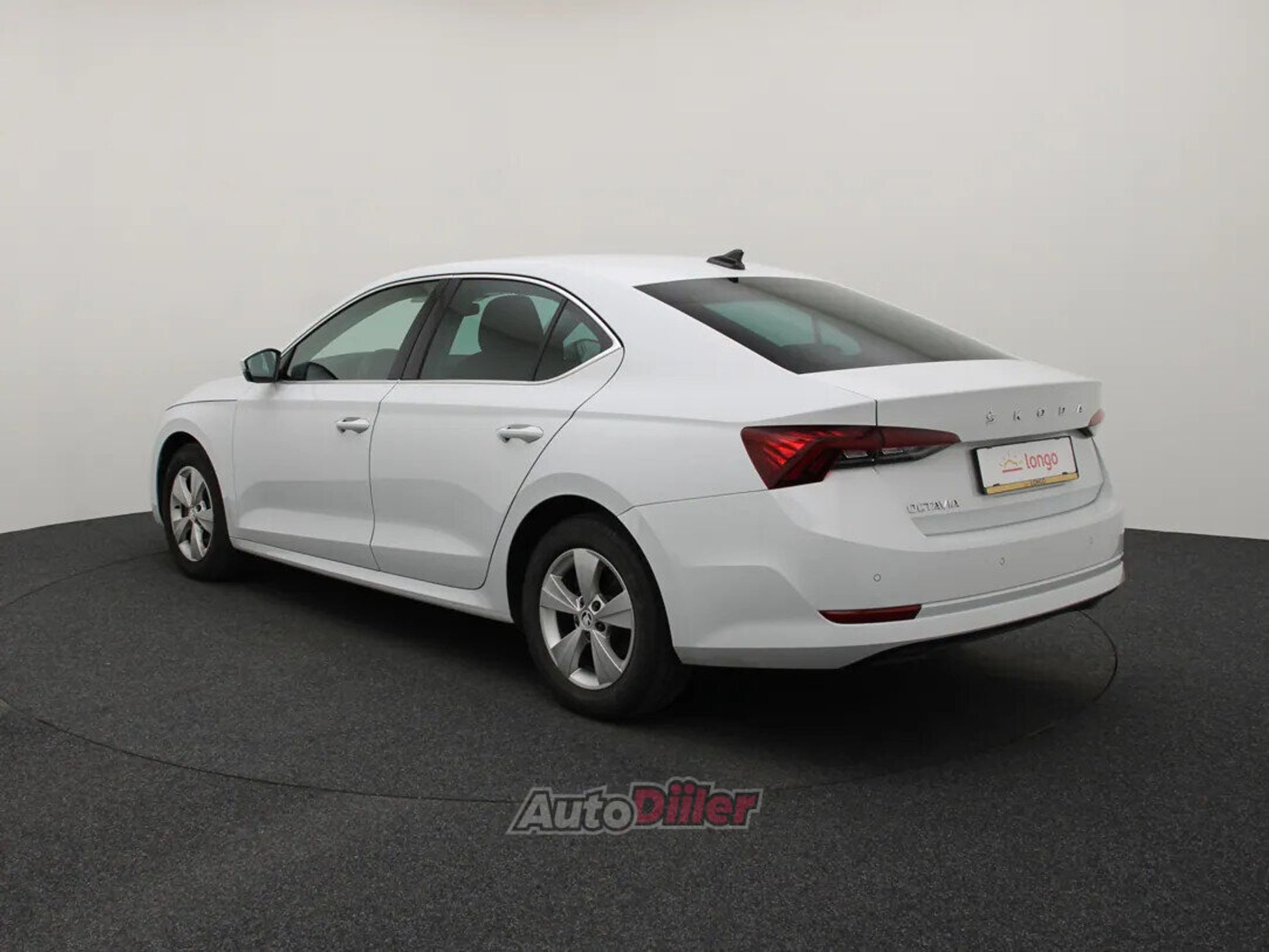 Skoda Octavia Ambition 2.0 110kW 2021, kuva 7/10