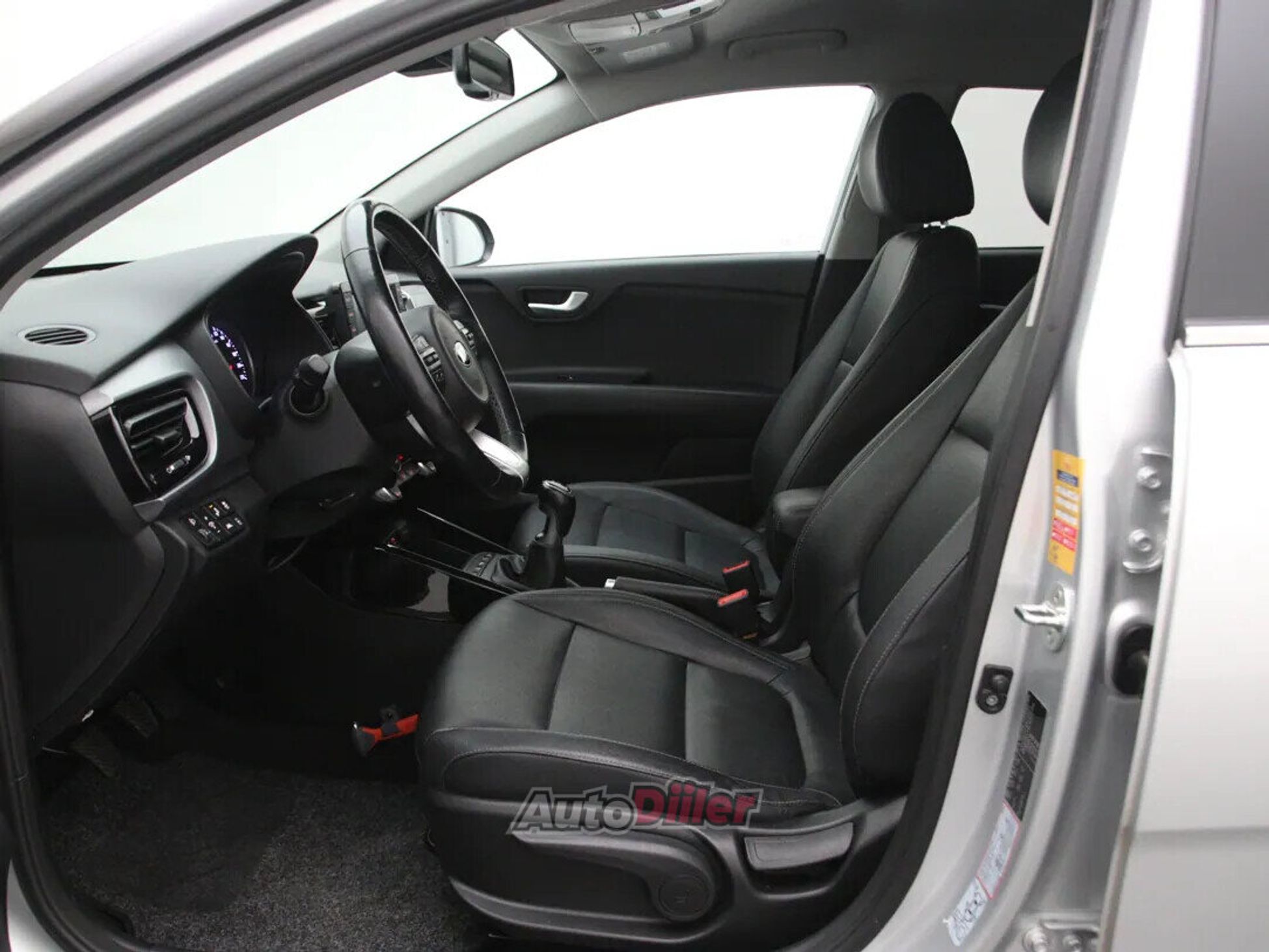 Kia Stonic ExecutiveLine 1.0 74kW 2019, kuva 4/10