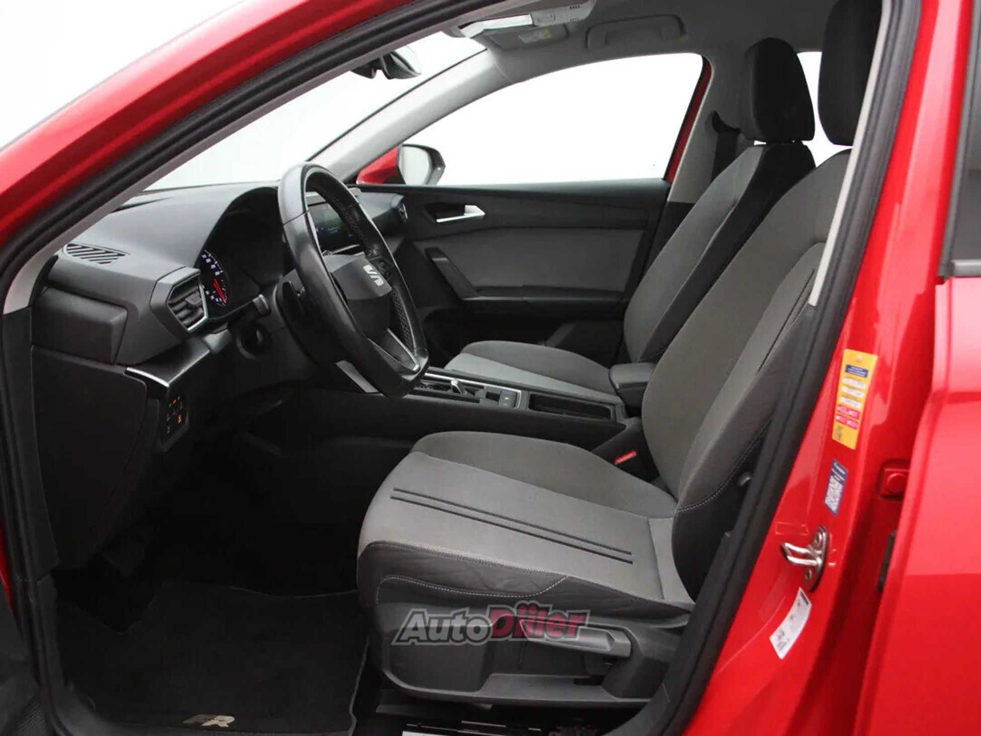 SEAT Leon MHEV Style 1.5 110kW 2021, photo 4/10