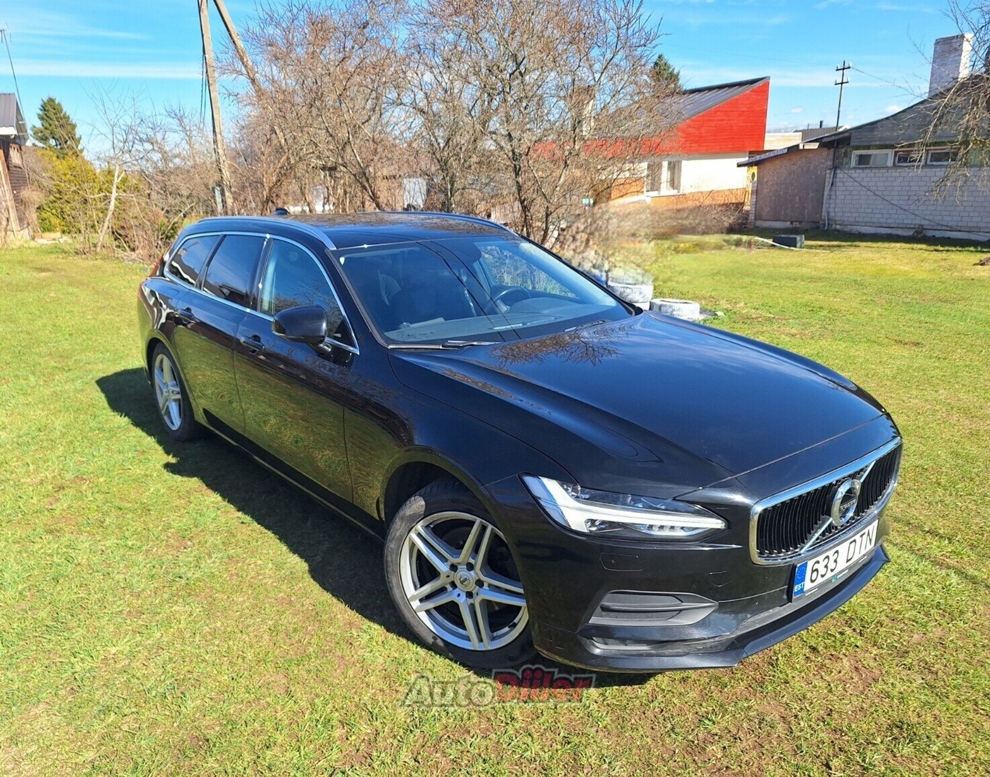 Volvo V90 2017, photo 2/9