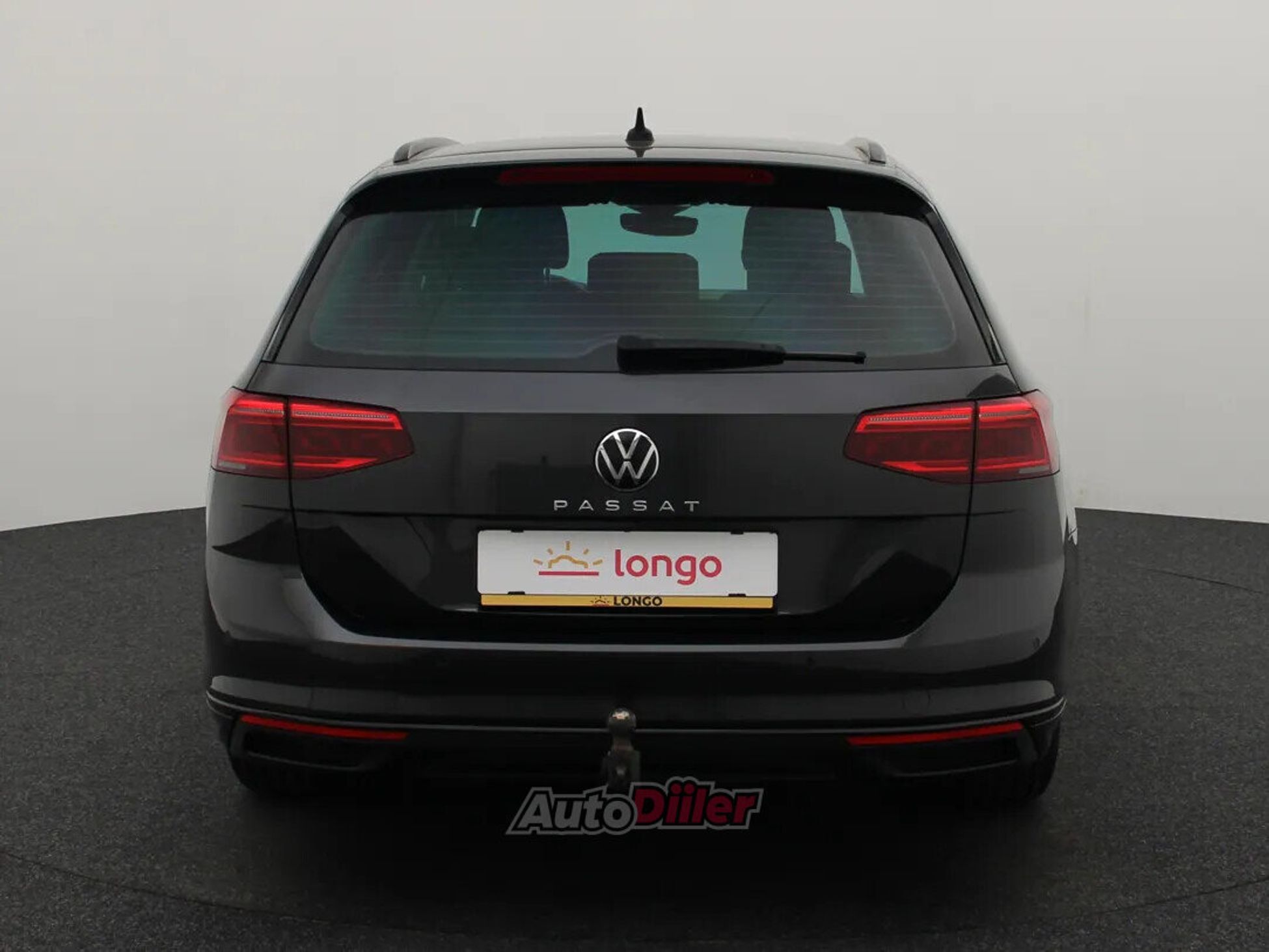 Volkswagen Passat 2021, photo 5/10