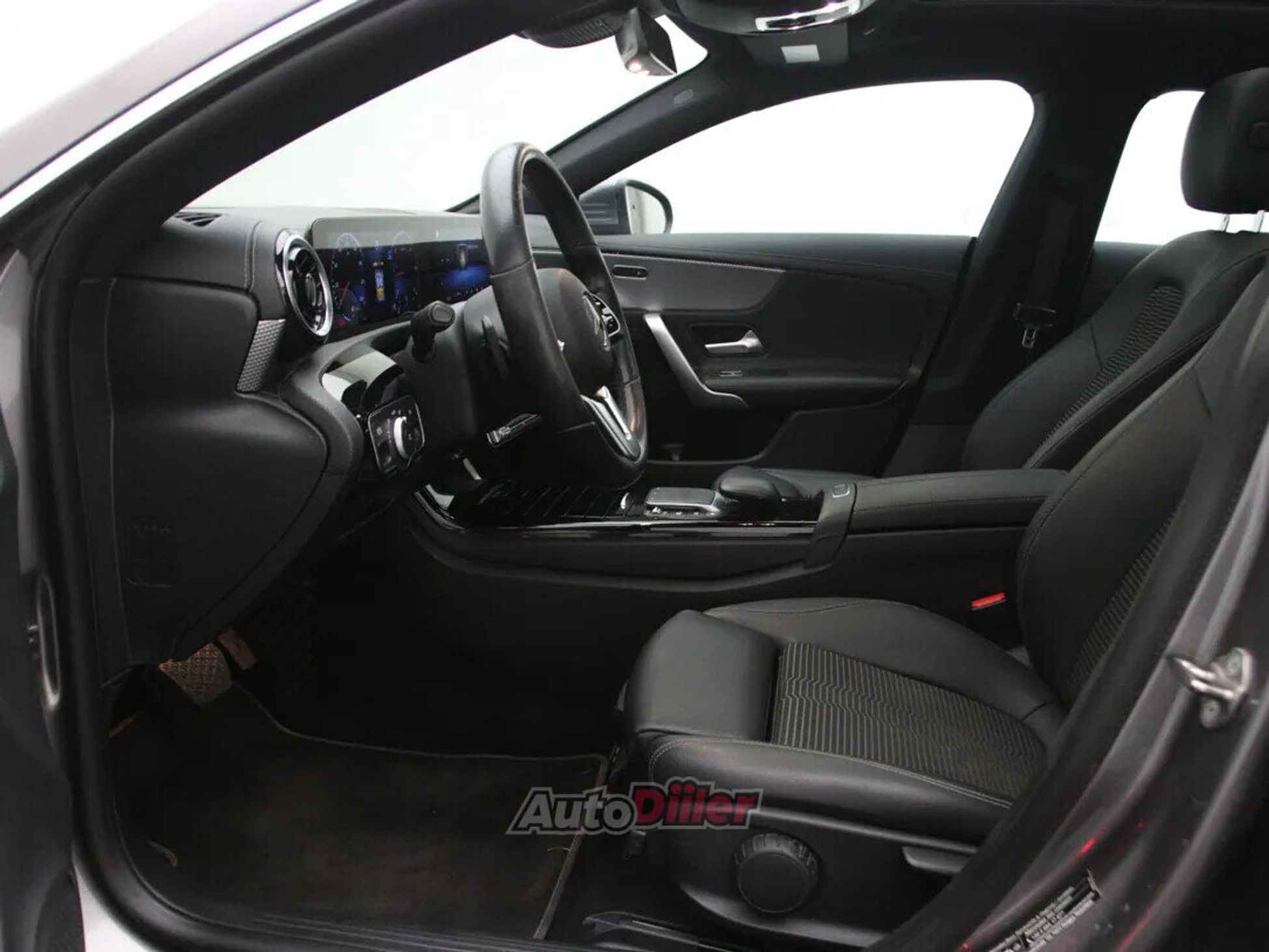 Mercedes-Benz CLA 200 2021, photo 4/10
