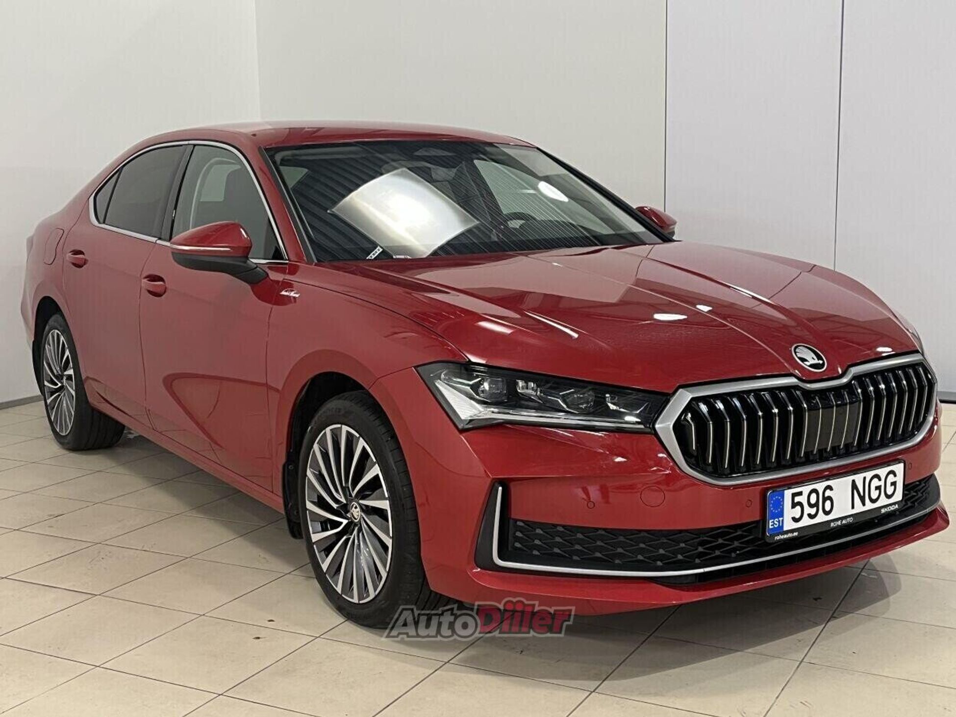 Skoda Superb HB L&K 4x4 2.0 142kW 2024, kuva 3/10