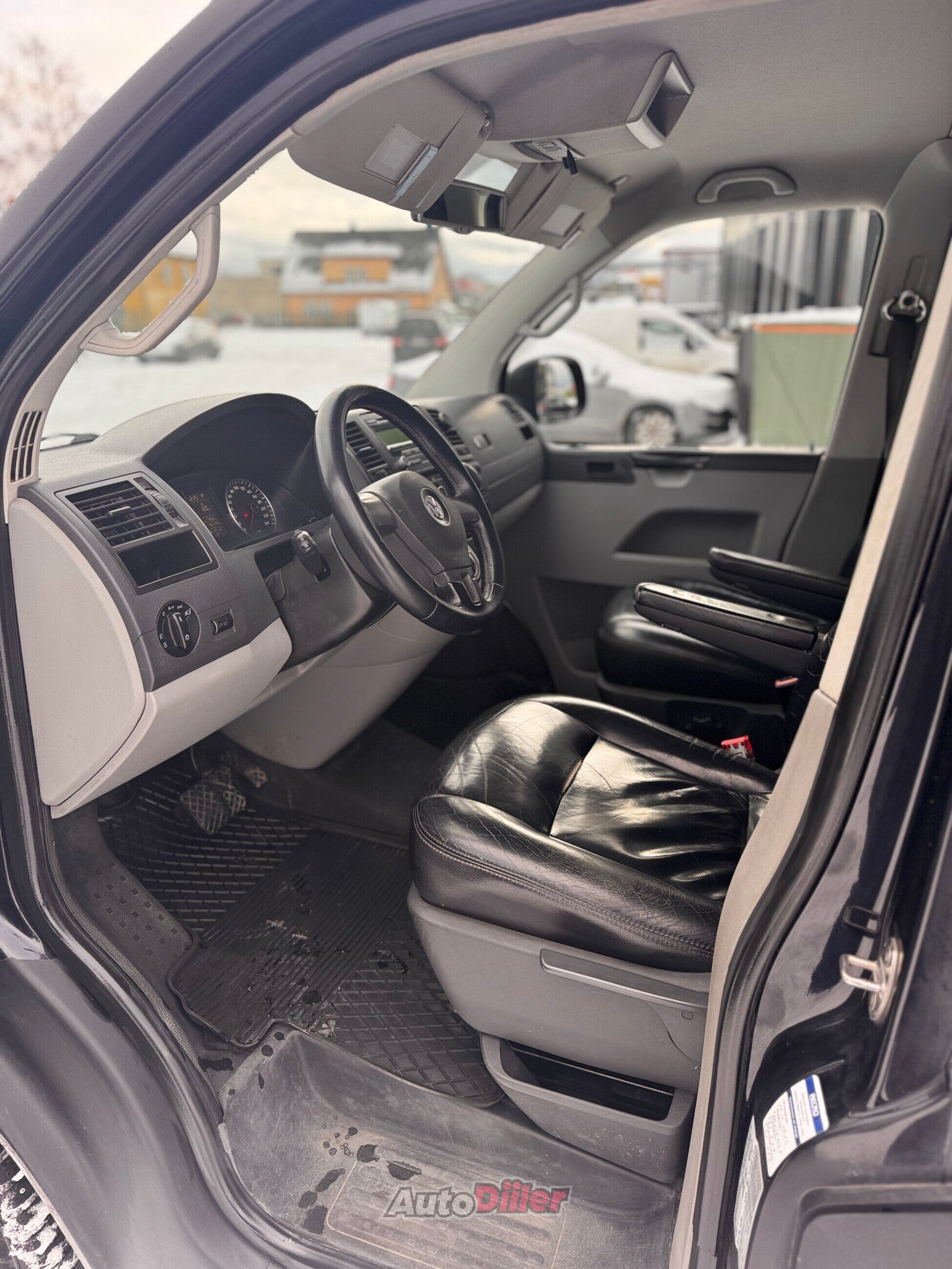 Volkswagen Transporter 2.0 103kW 2010, kuva 8/8