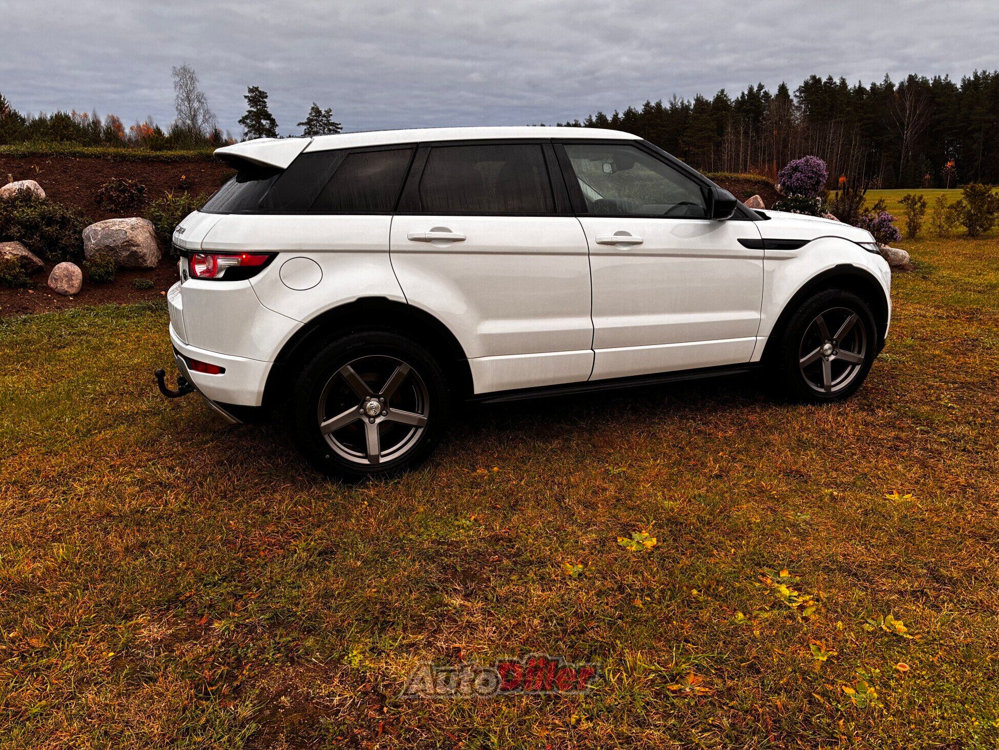 Land Rover Range Rover Evoque 2.2 140kW 2014, kuva 3/10