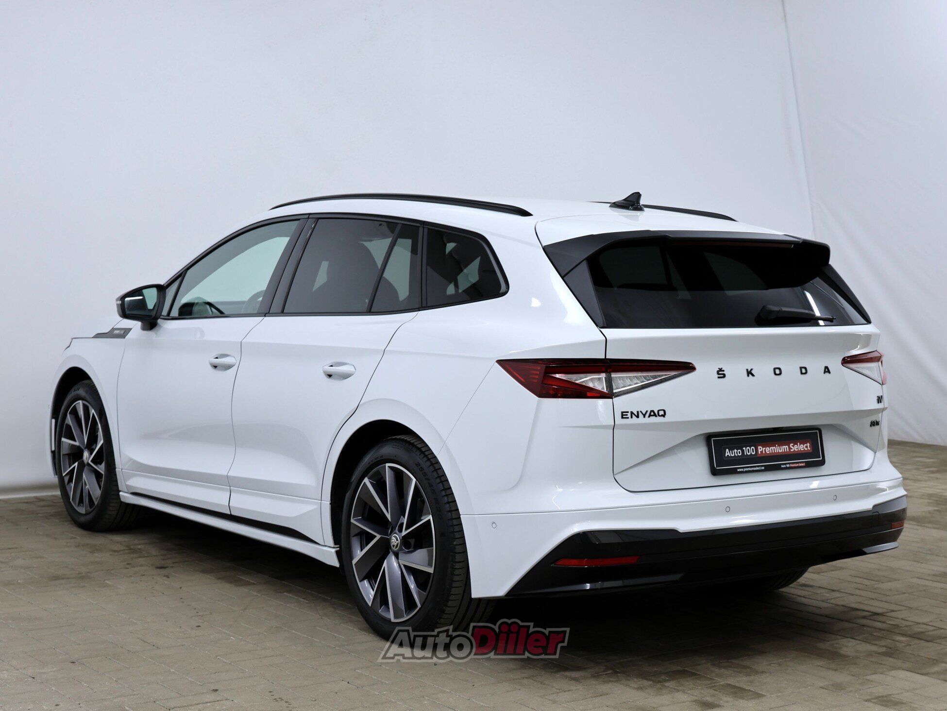 Skoda Enyaq 80x Sportline 77kW 2022, kuva 3/10
