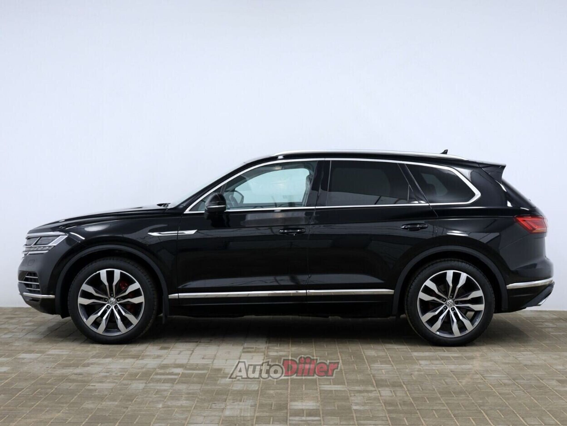 Volkswagen Touareg 2019, kuva 5/10