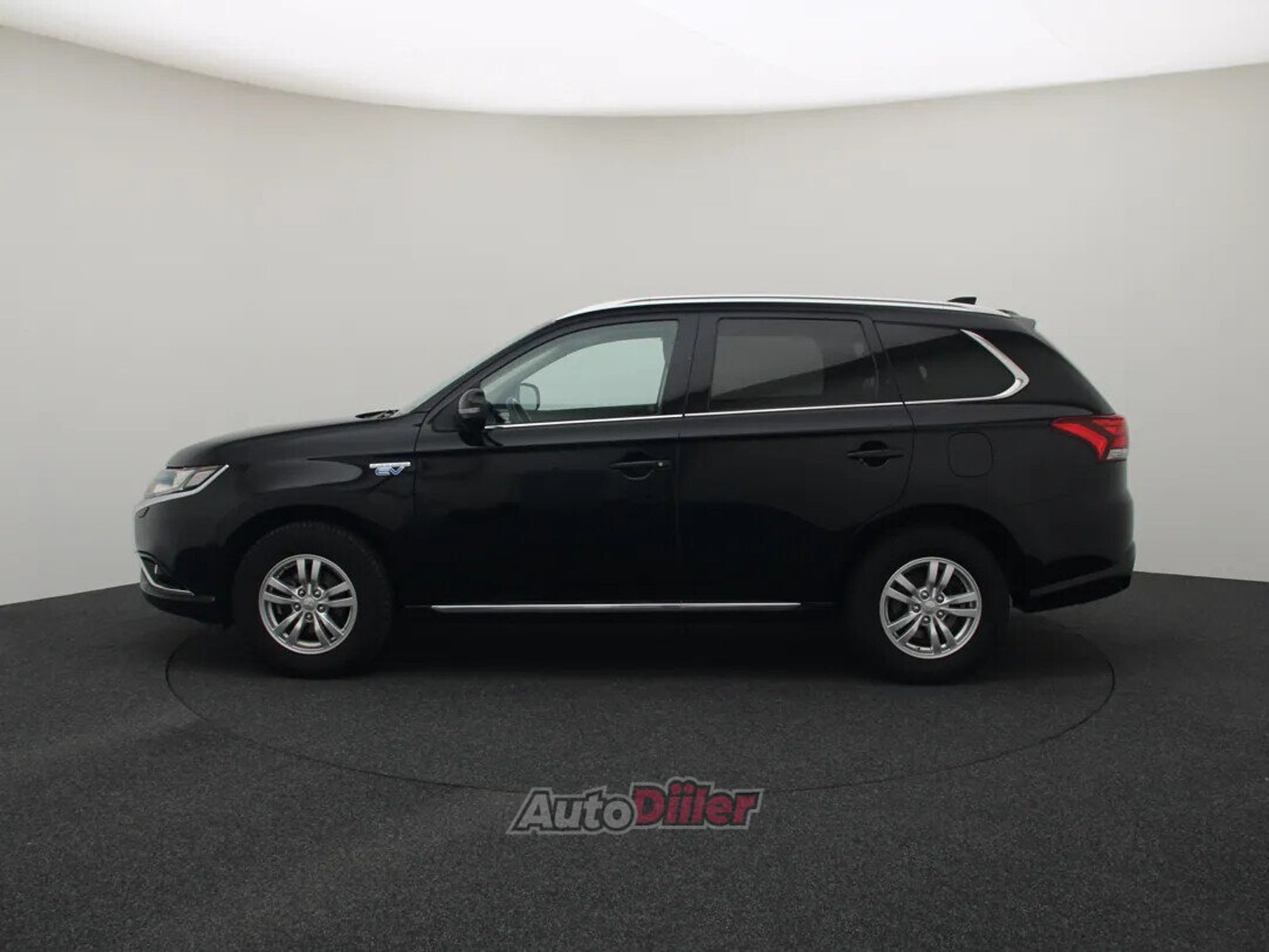 Mitsubishi Outlander 2015, kuva 6/10