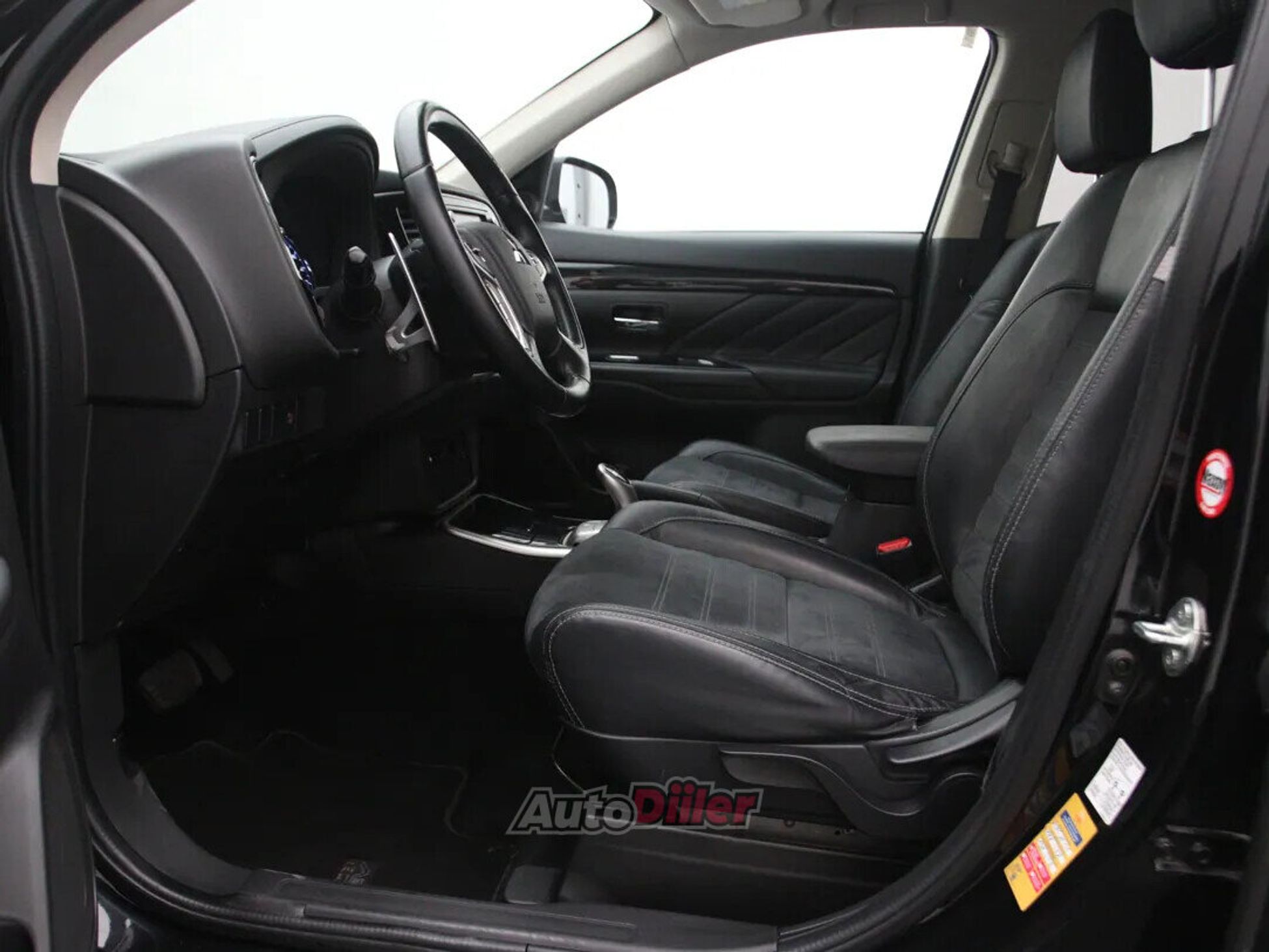 Mitsubishi Outlander 2015, kuva 4/10