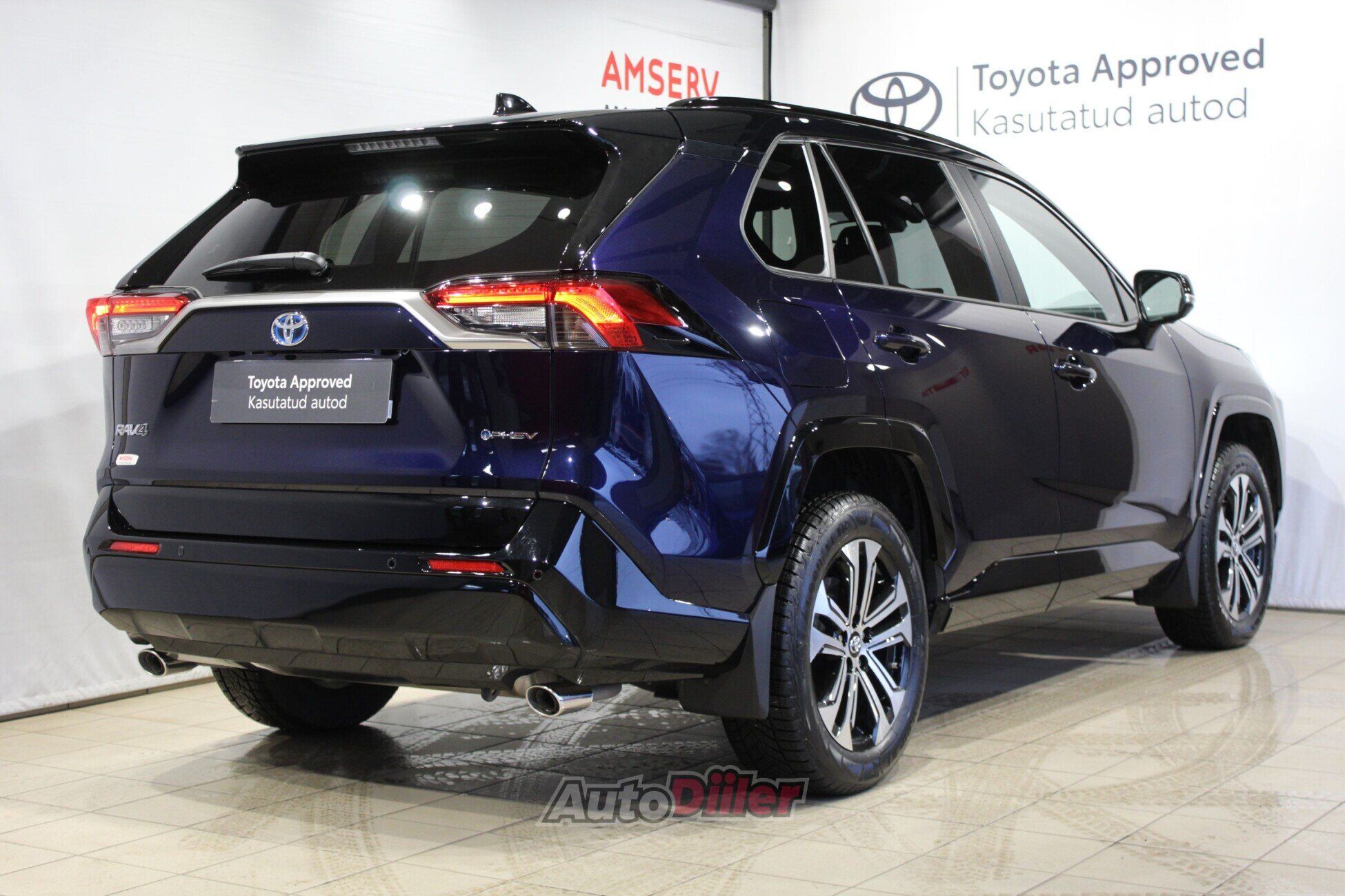 Toyota RAV4 2025, photo 2/10