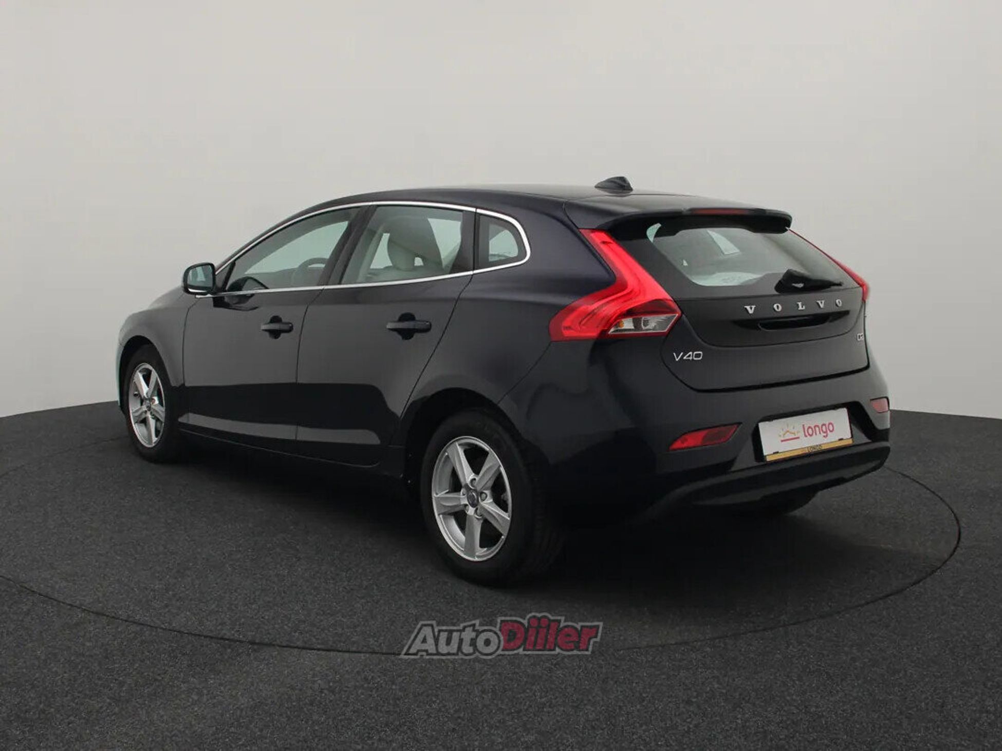 Volvo V40 R-Design BUSINESS 2.0 88kW 2015, kuva 7/10