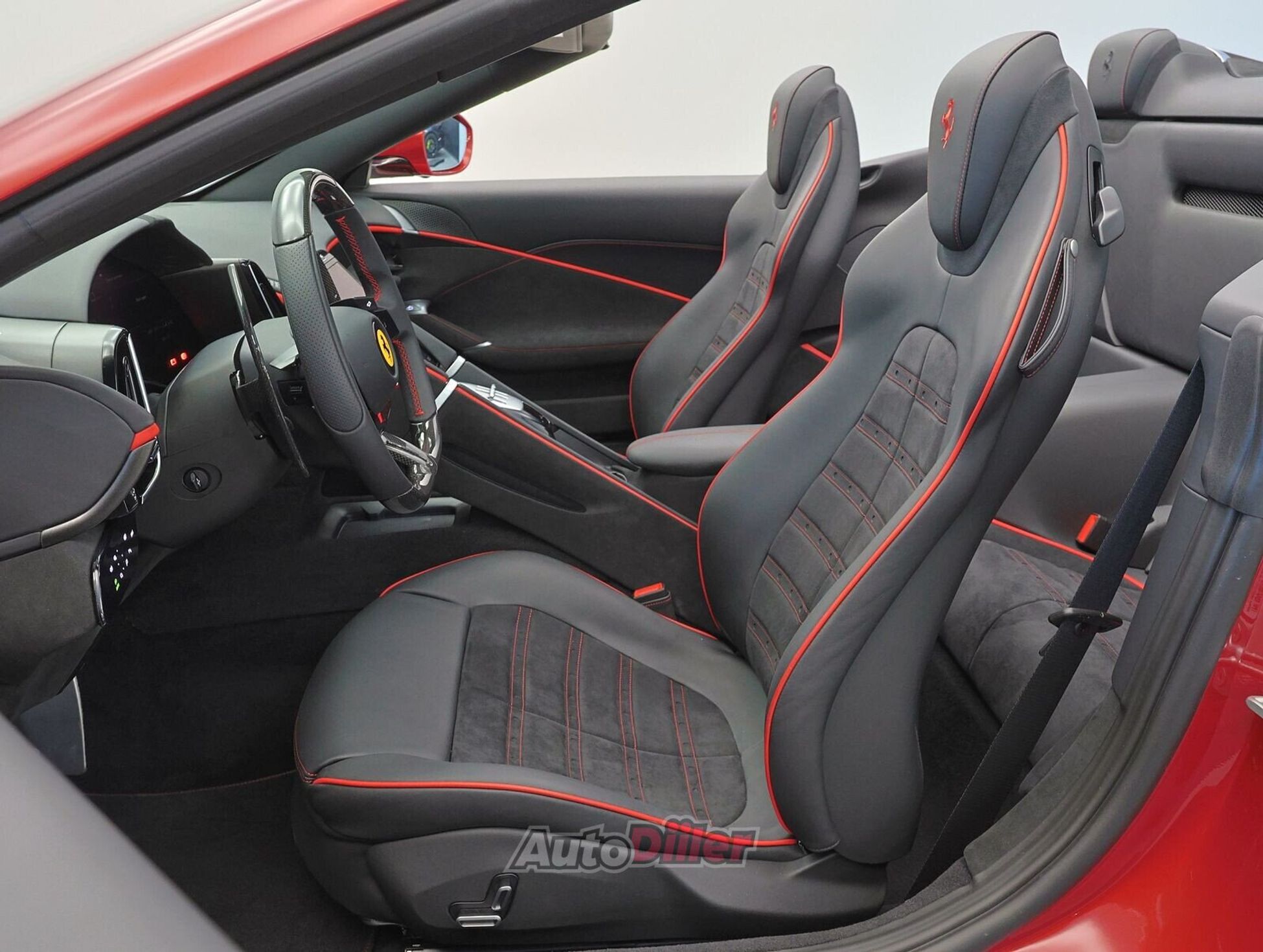 Ferrari Roma SPIDER 3.9 456kW 2025, kuva 7/10