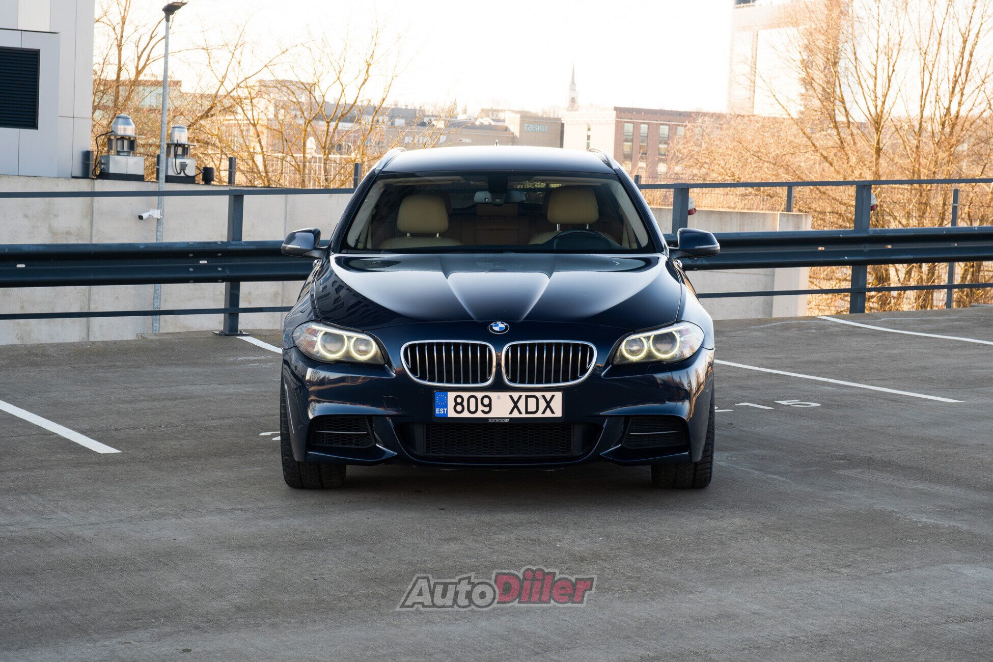 BMW 520 M-Pakett, Facelift 2.0 135kW 2013, kuva 5/10