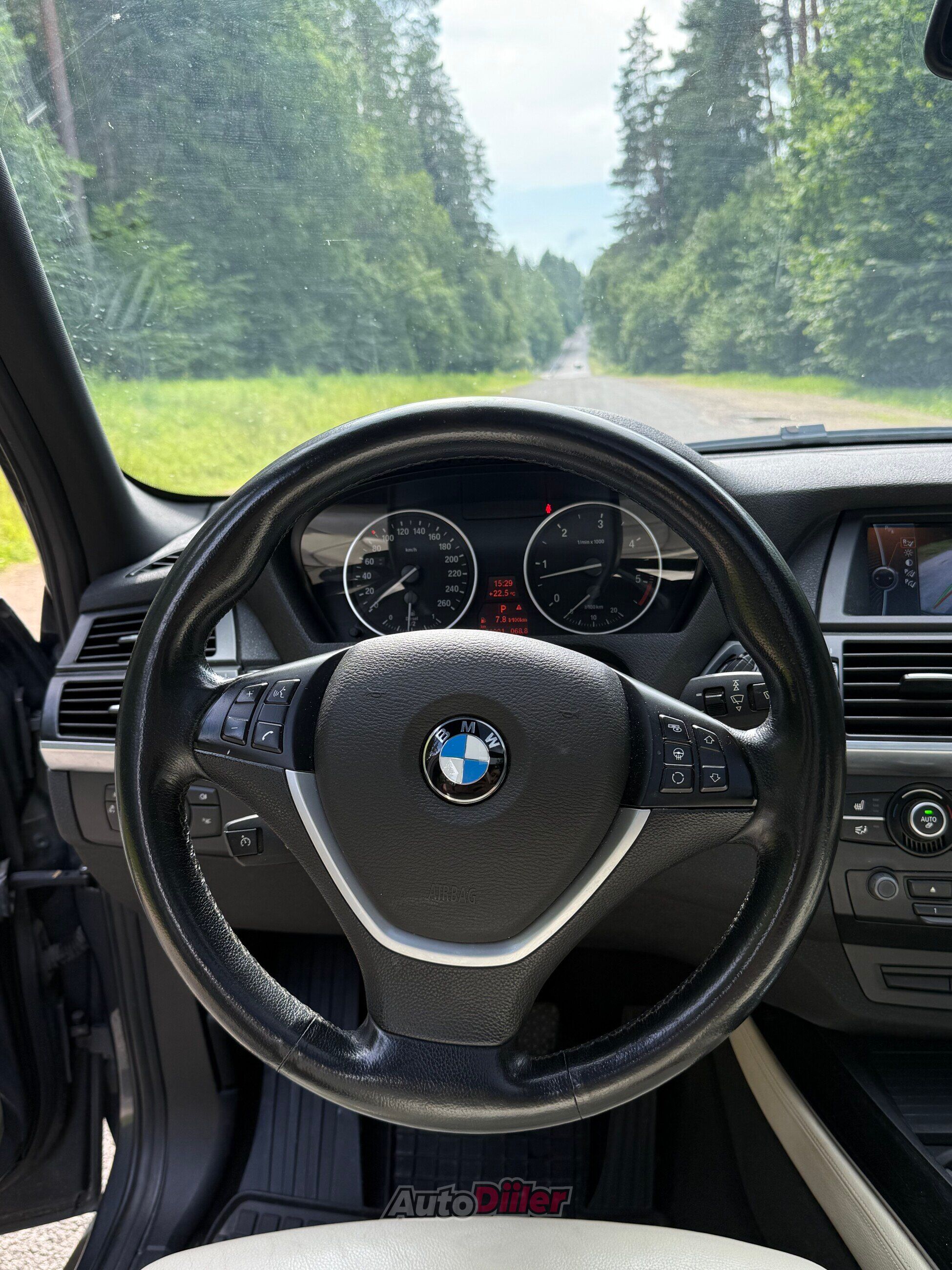 BMW X5 3.0 225kW 2010, photo 7/10