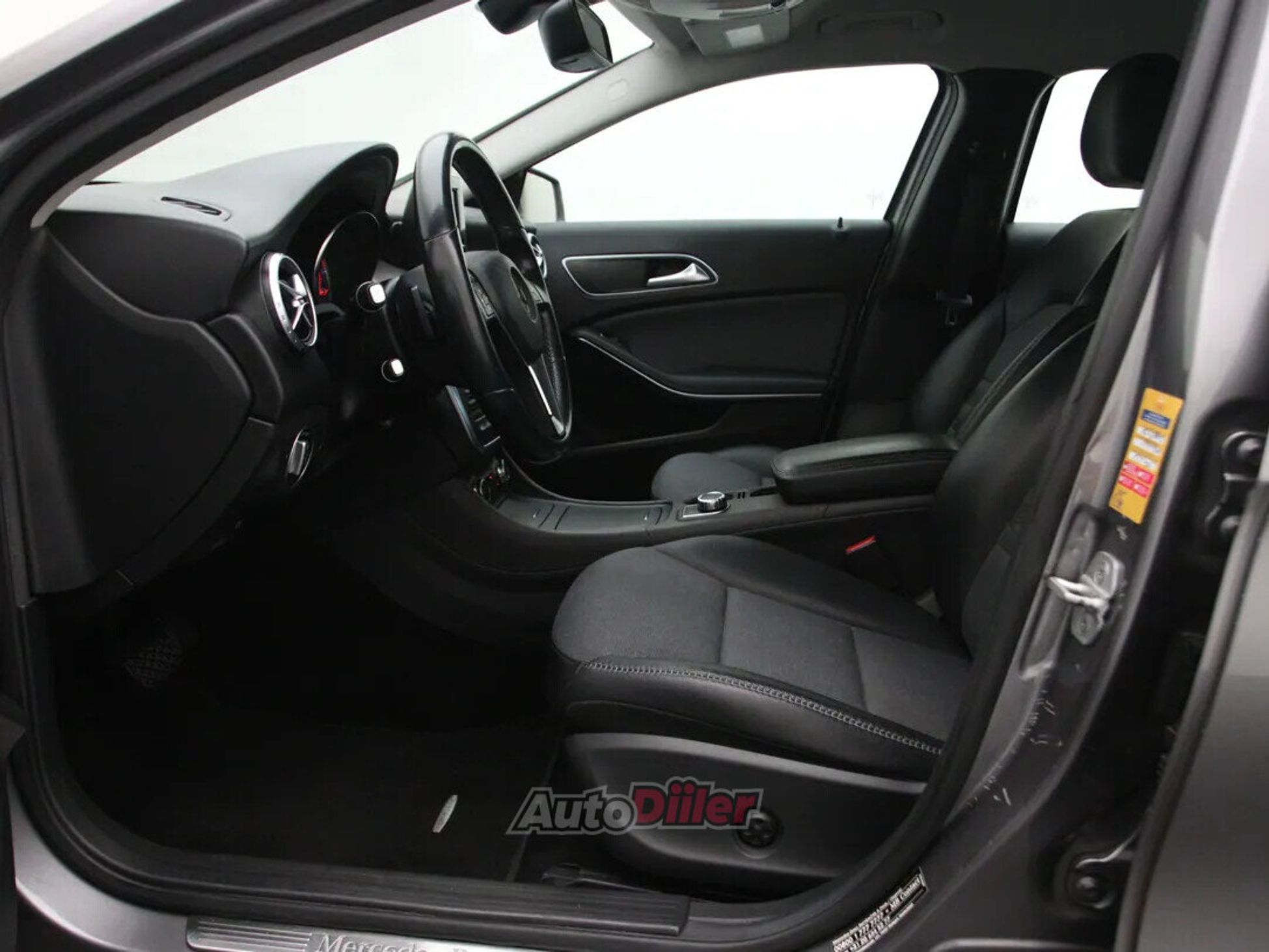 Mercedes-Benz GLA 250 Ambition 2.0 155kW 2014, photo 4/10