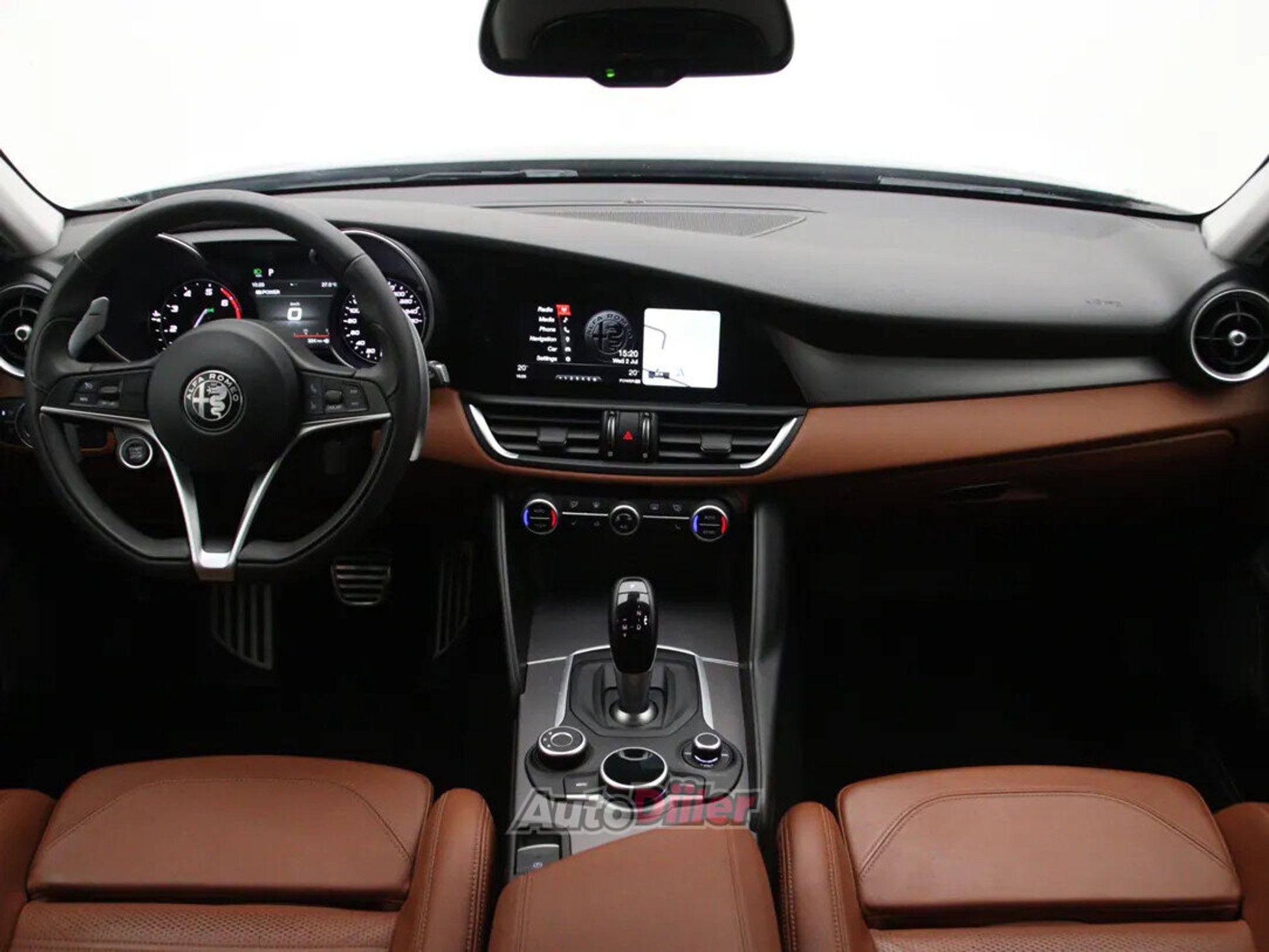 Alfa Romeo Giulia Super 2.0 147kW 2018, photo 2/10