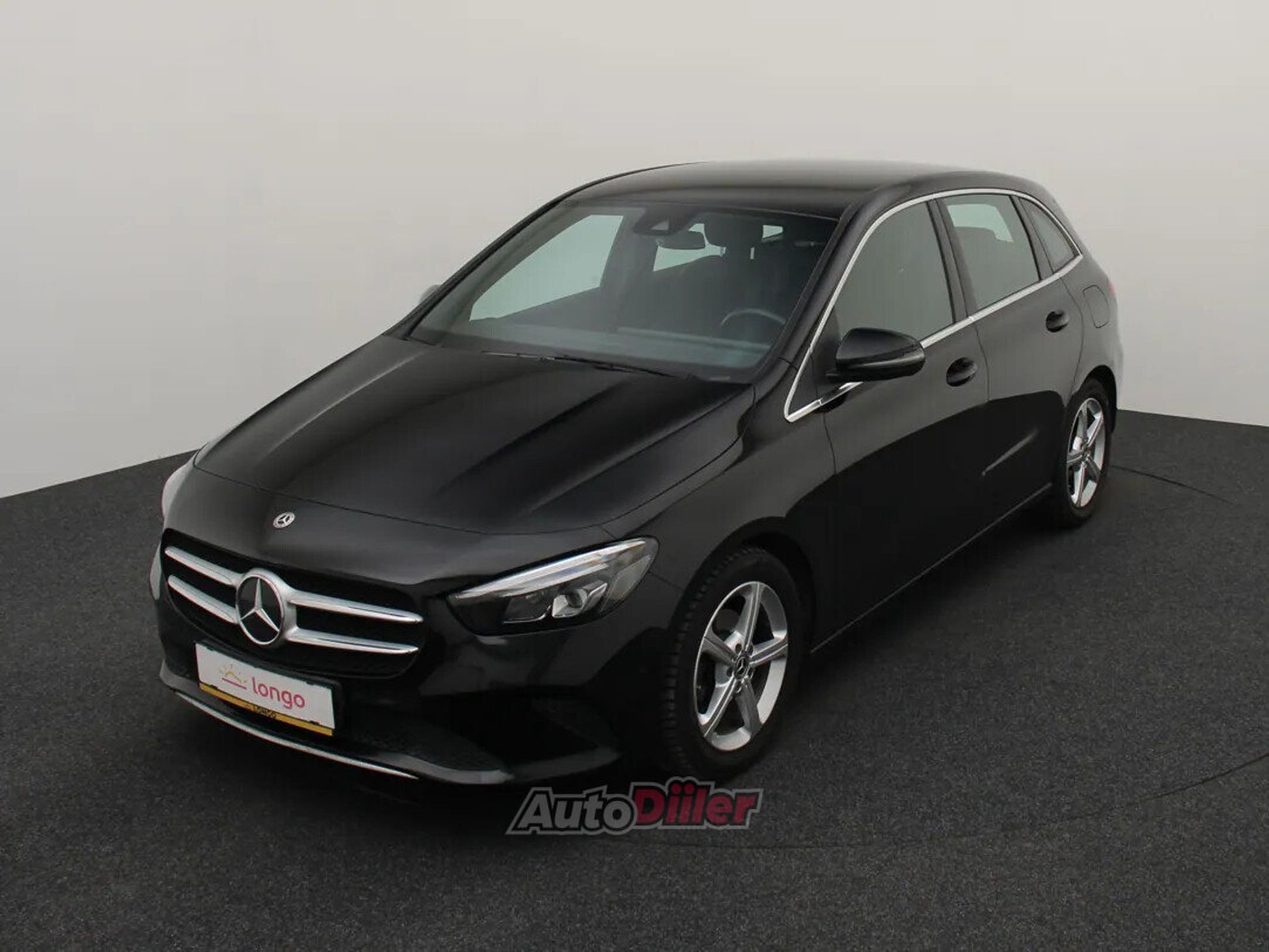 Mercedes-Benz B 180