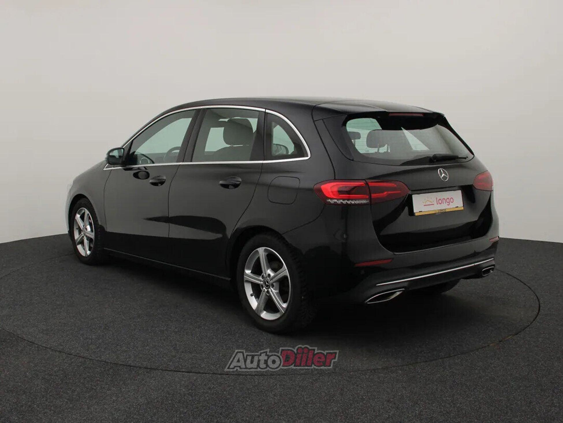 Mercedes-Benz B 180 2019, photo 7/10