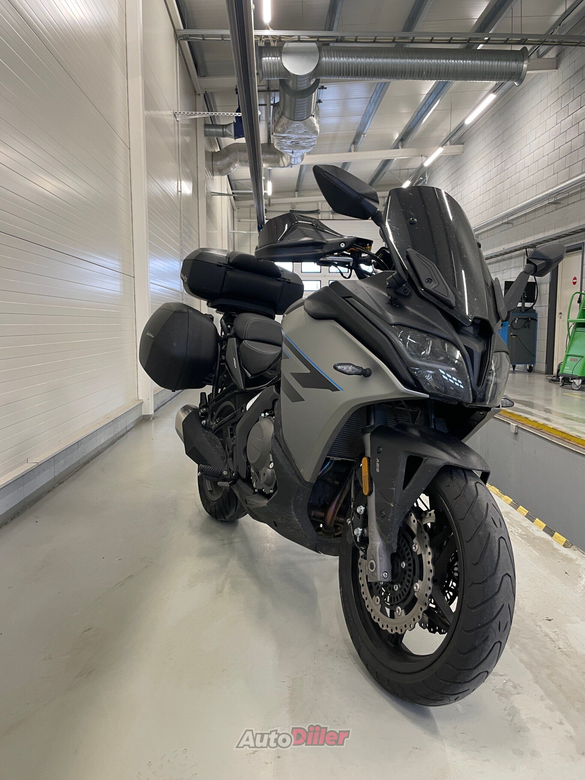 CFMoto 650 GT 650GT 0.6 41kW 2023, photo 2/3
