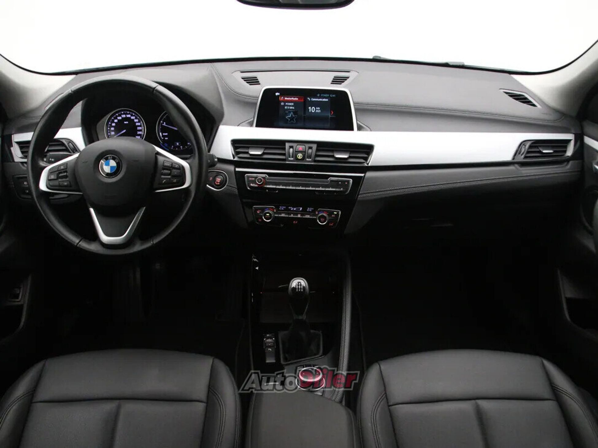 BMW X2 Business 2.0 110kW 2019, photo 2/10
