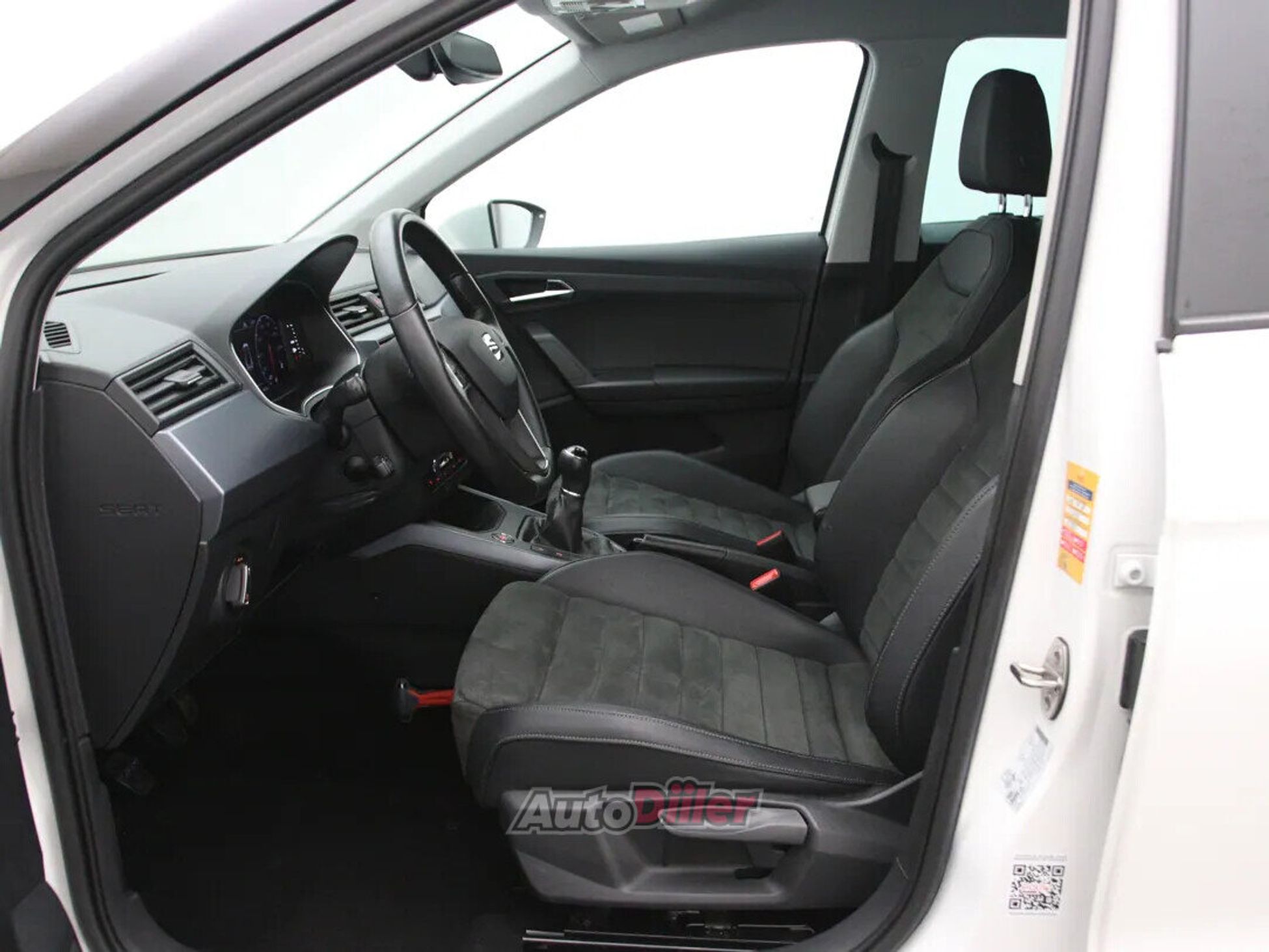 SEAT Arona 2021, photo 4/10