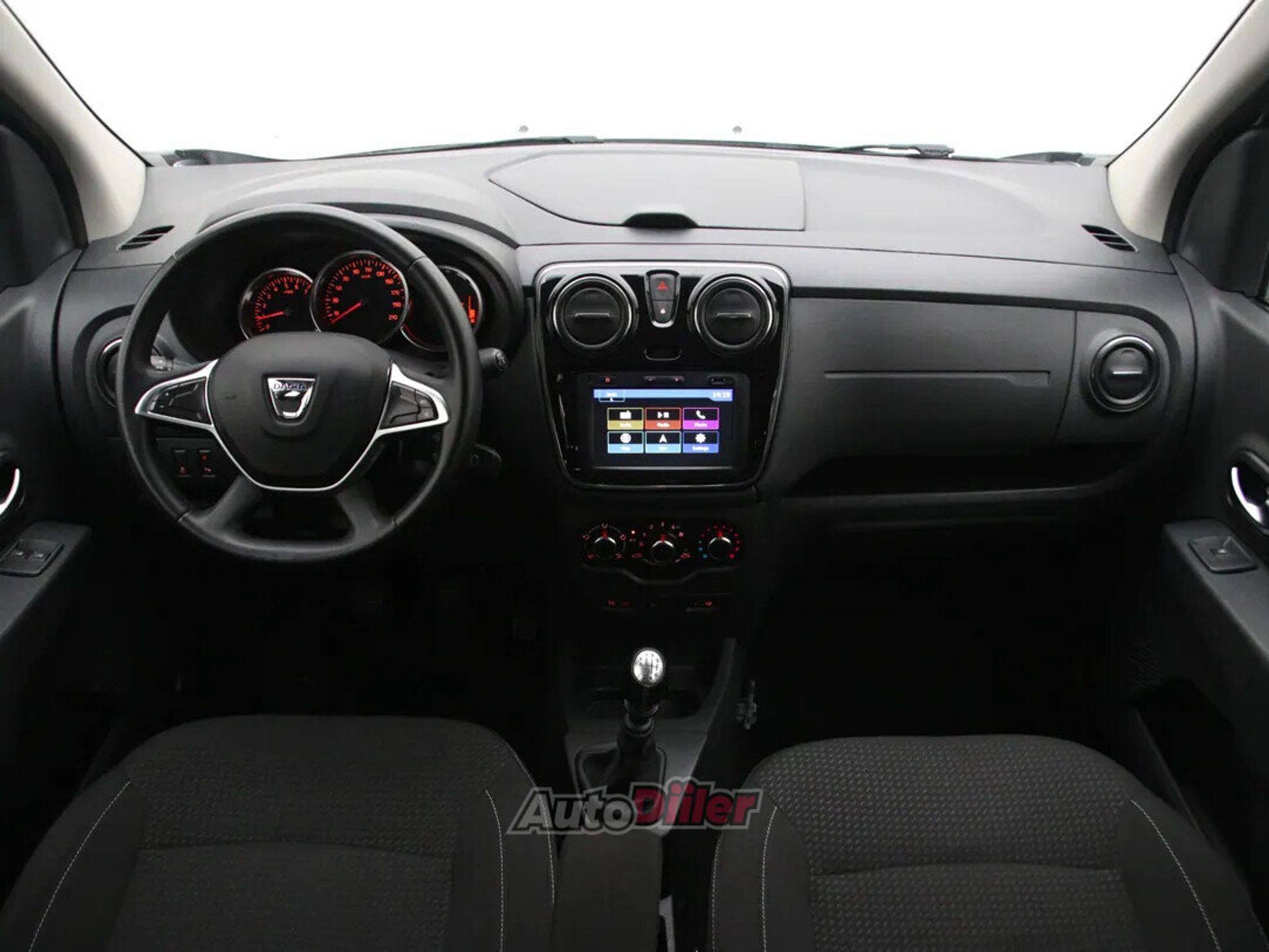 Dacia Lodgy Stepway 1.3 96kW 2021, photo 2/10