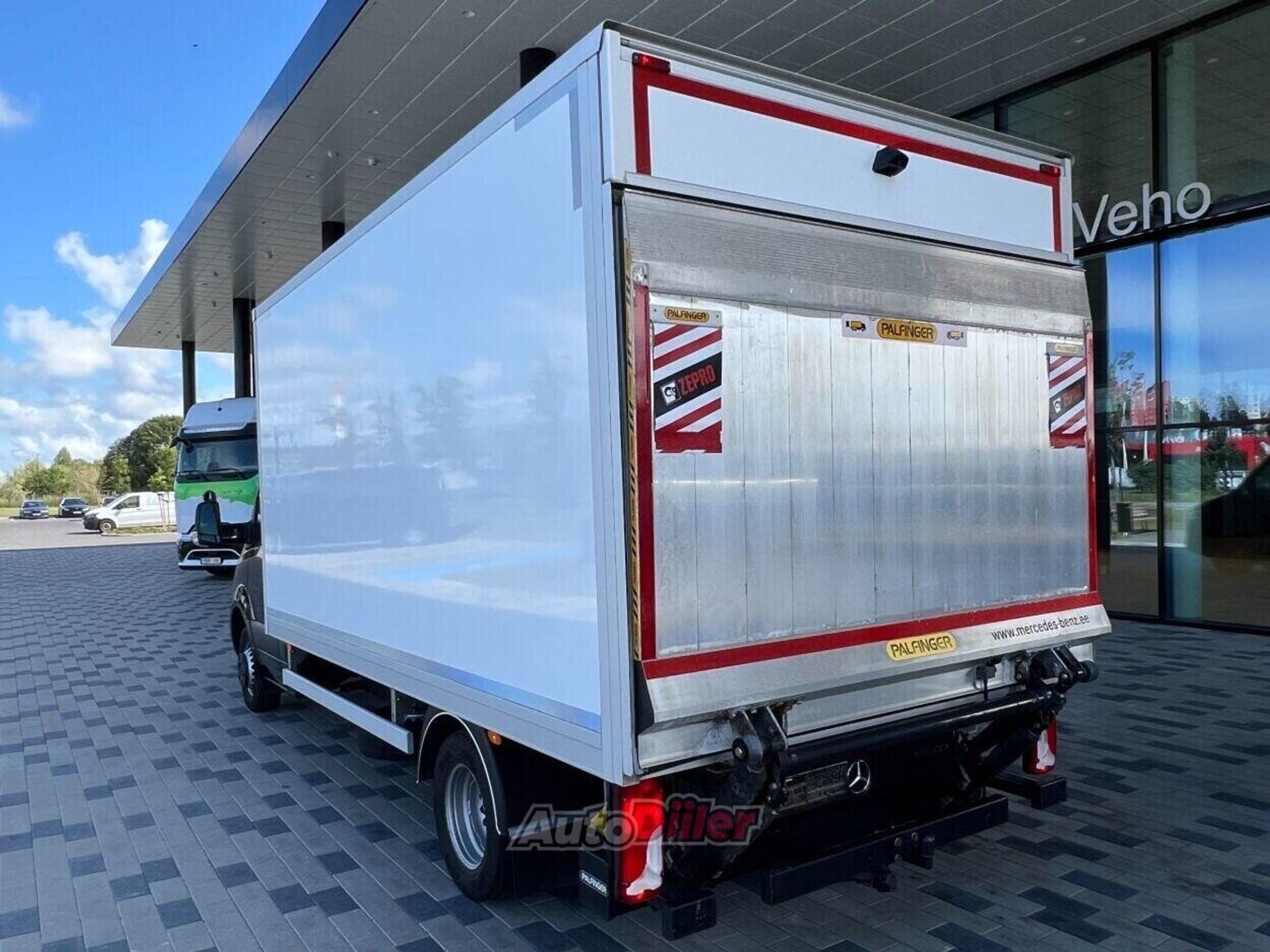 Mercedes-Benz Sprinter 519CDI 2.1 120kW 2020, kuva 4/10