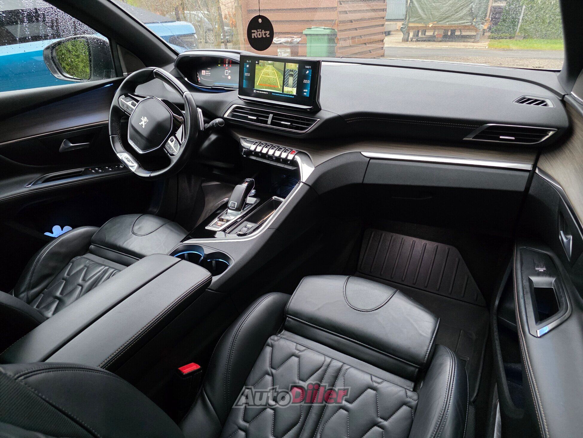 Peugeot 5008 1.2 96kW 2021, photo 6/10
