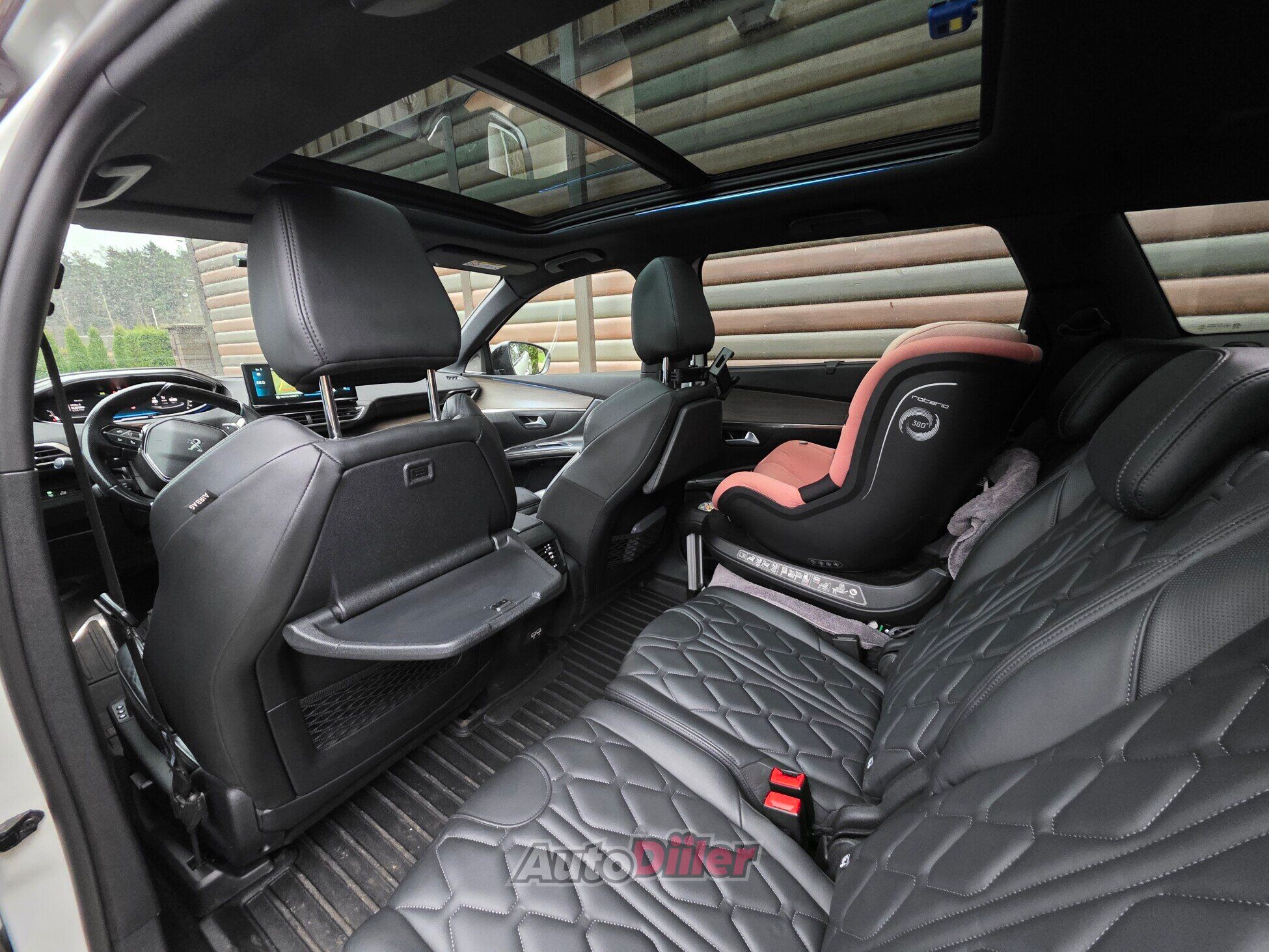 Peugeot 5008 1.2 96kW 2021, photo 7/10
