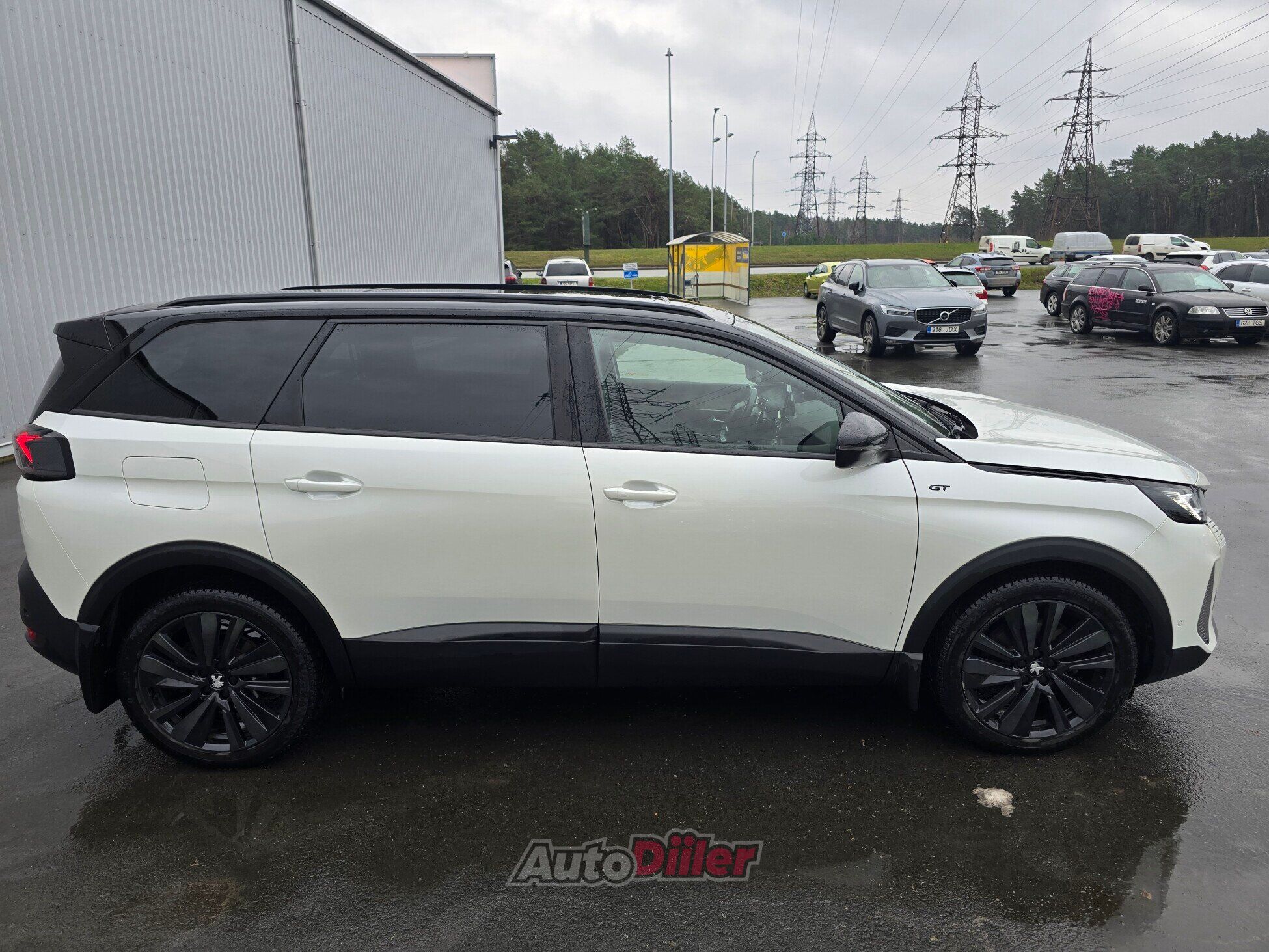 Peugeot 5008 1.2 96kW 2021, photo 2/10