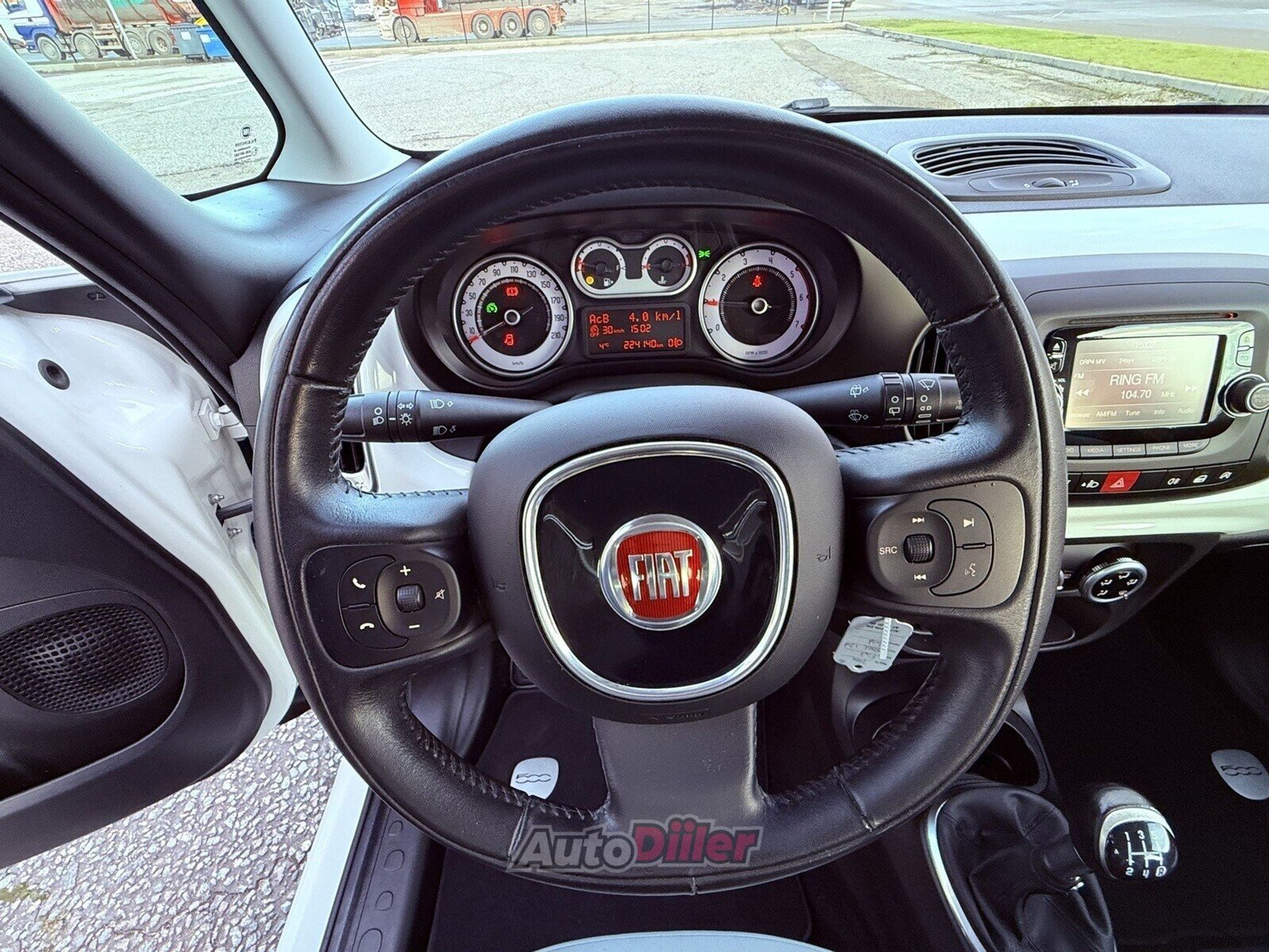 Fiat 500L Multijet 85 Lounge 1.2 62kW 2014, photo 6/10