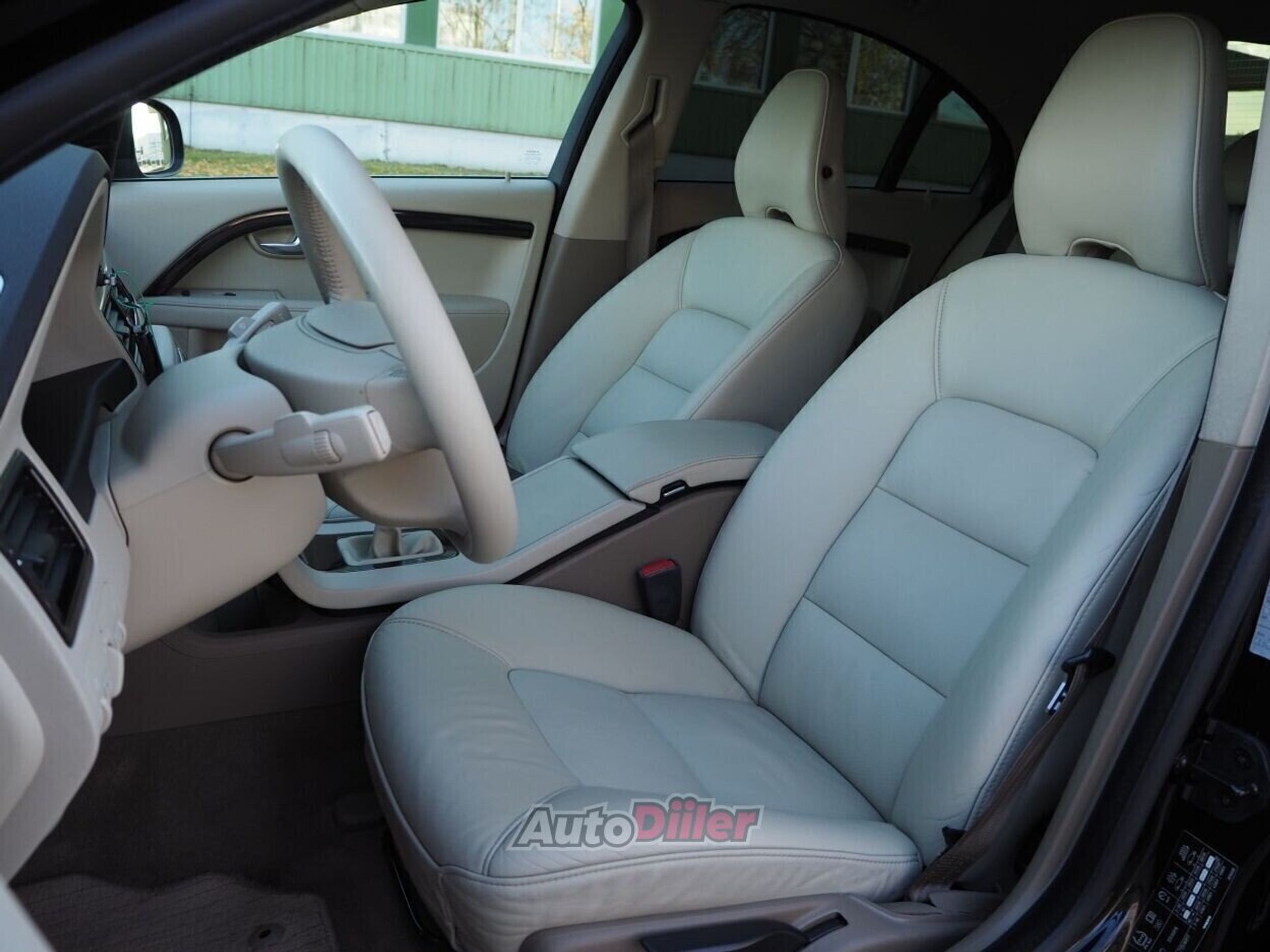 Volvo S80 Summum 2.4 129kW 2009, kuva 7/10