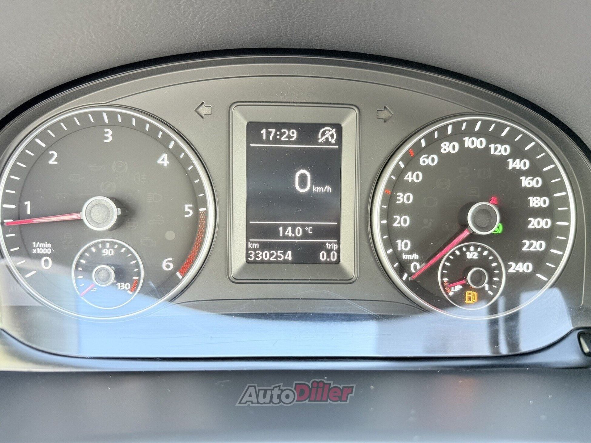 Volkswagen Touran 2014, photo 7/10
