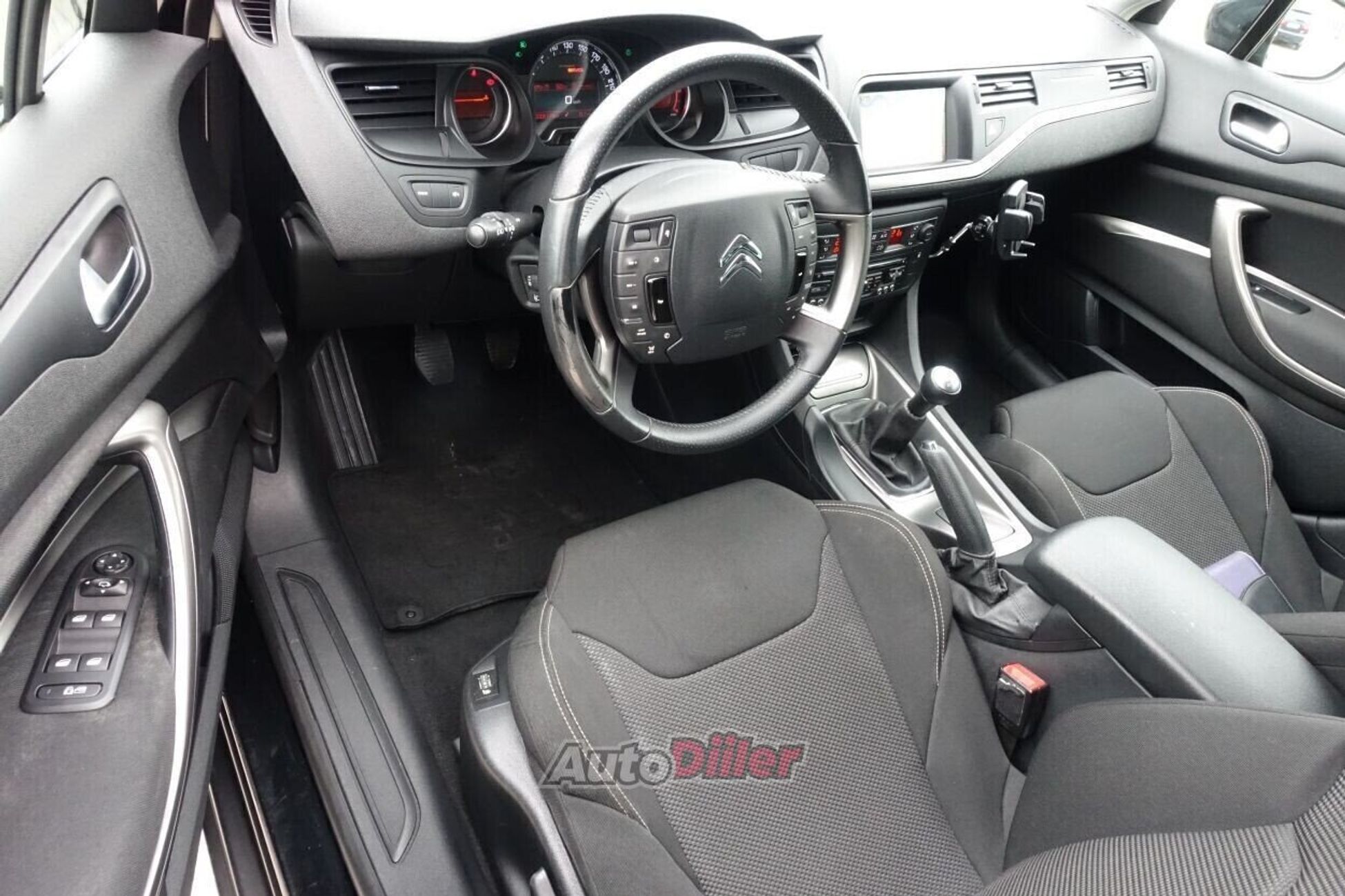 Citroen C5 Tourer Facelift EU5 1.6 84kW 2015, photo 6/10