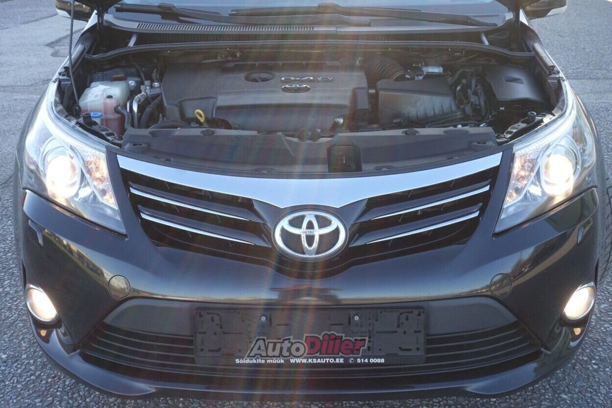 Toyota Avensis 2014, photo 5/10