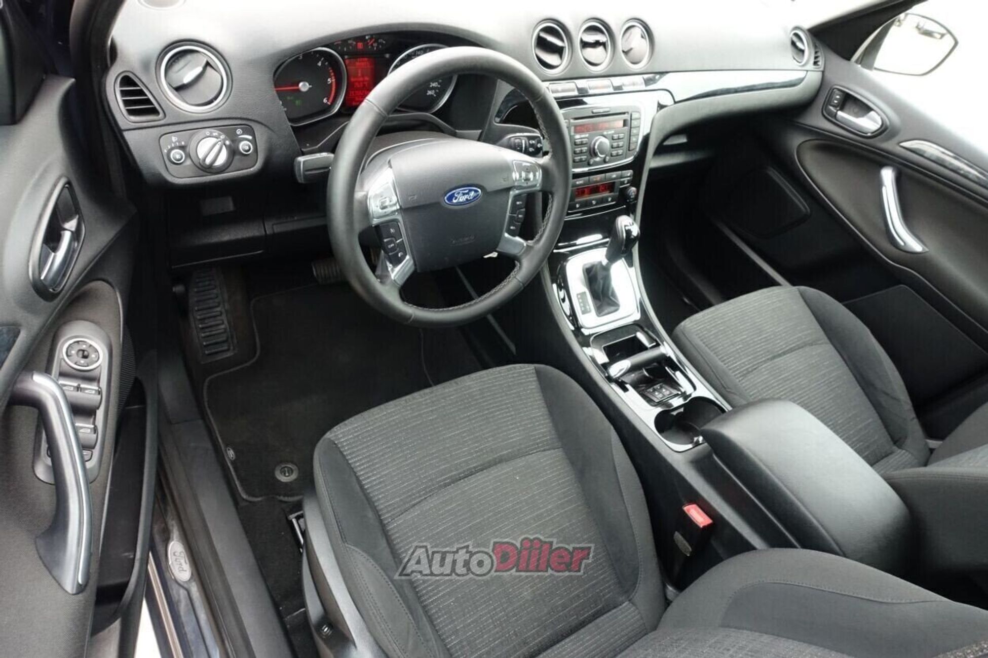 Ford Galaxy Titanium EU5 2.0 120kW 2012, kuva 6/10