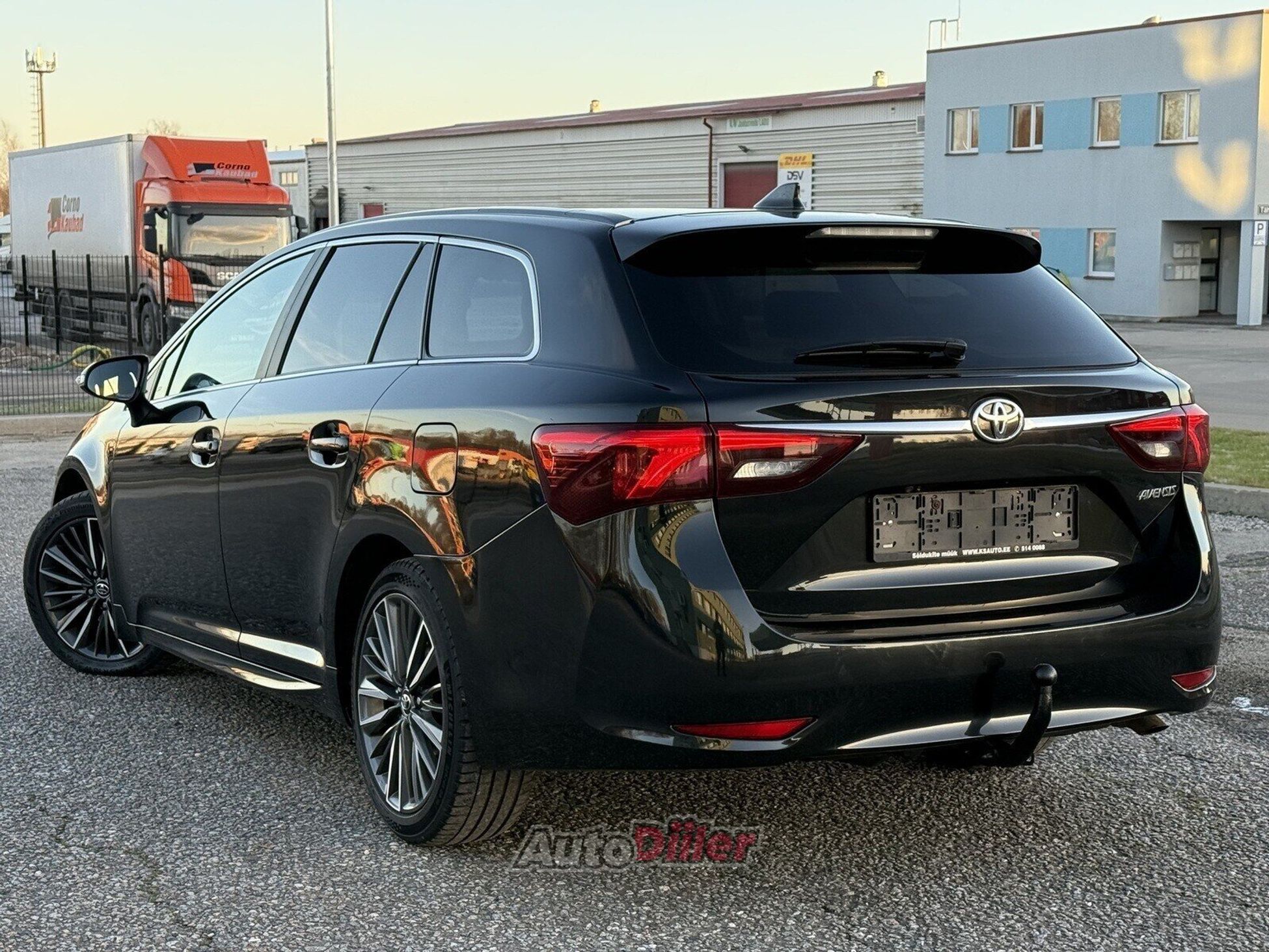 Toyota Avensis 2017, photo 2/10