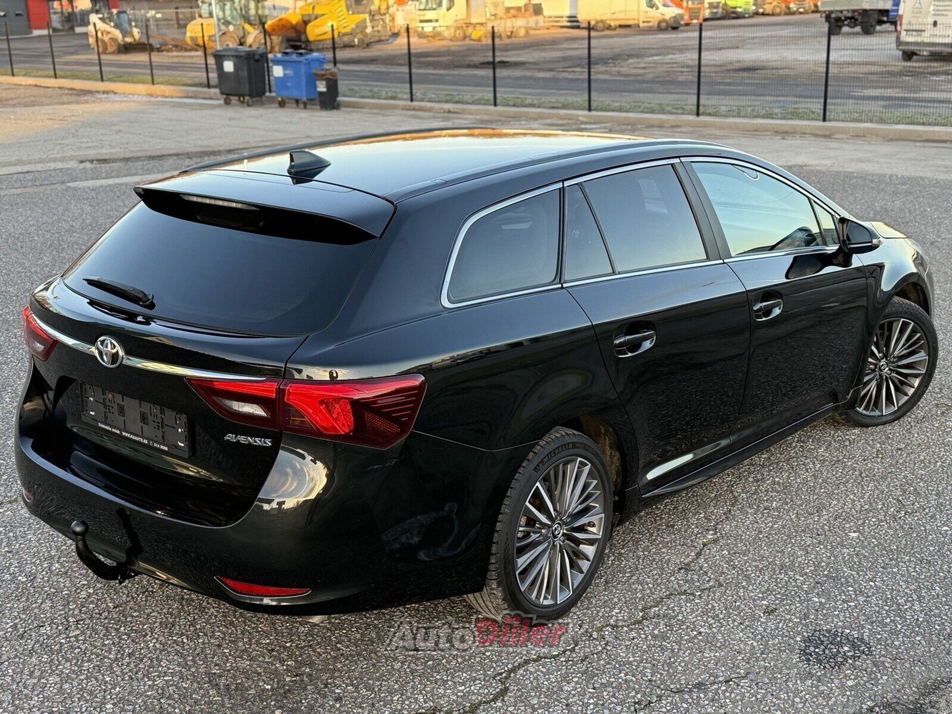 Toyota Avensis 2017, photo 4/10