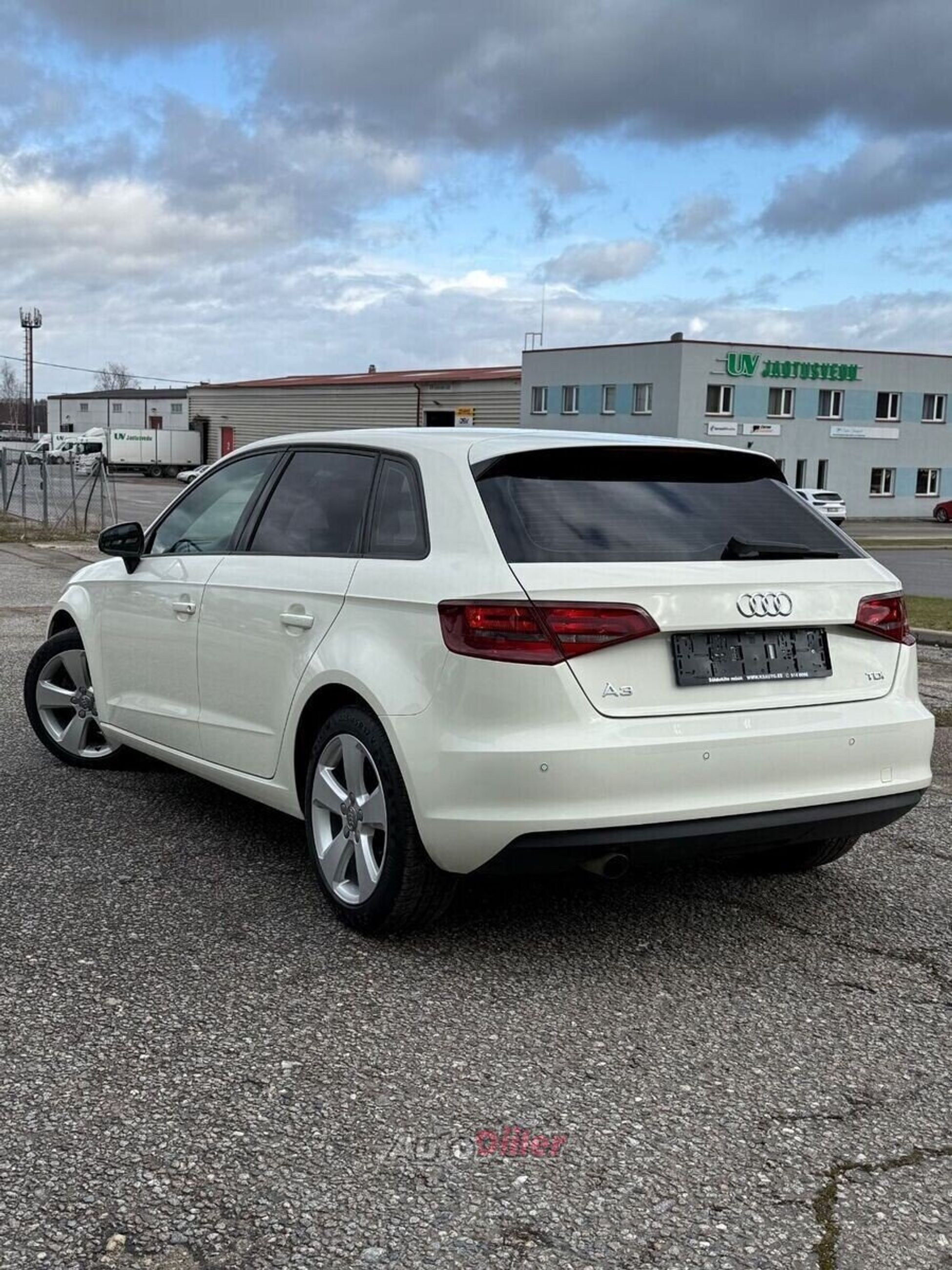 Audi A3 Facelift EU6 1.6 81kW 2015, photo 2/10
