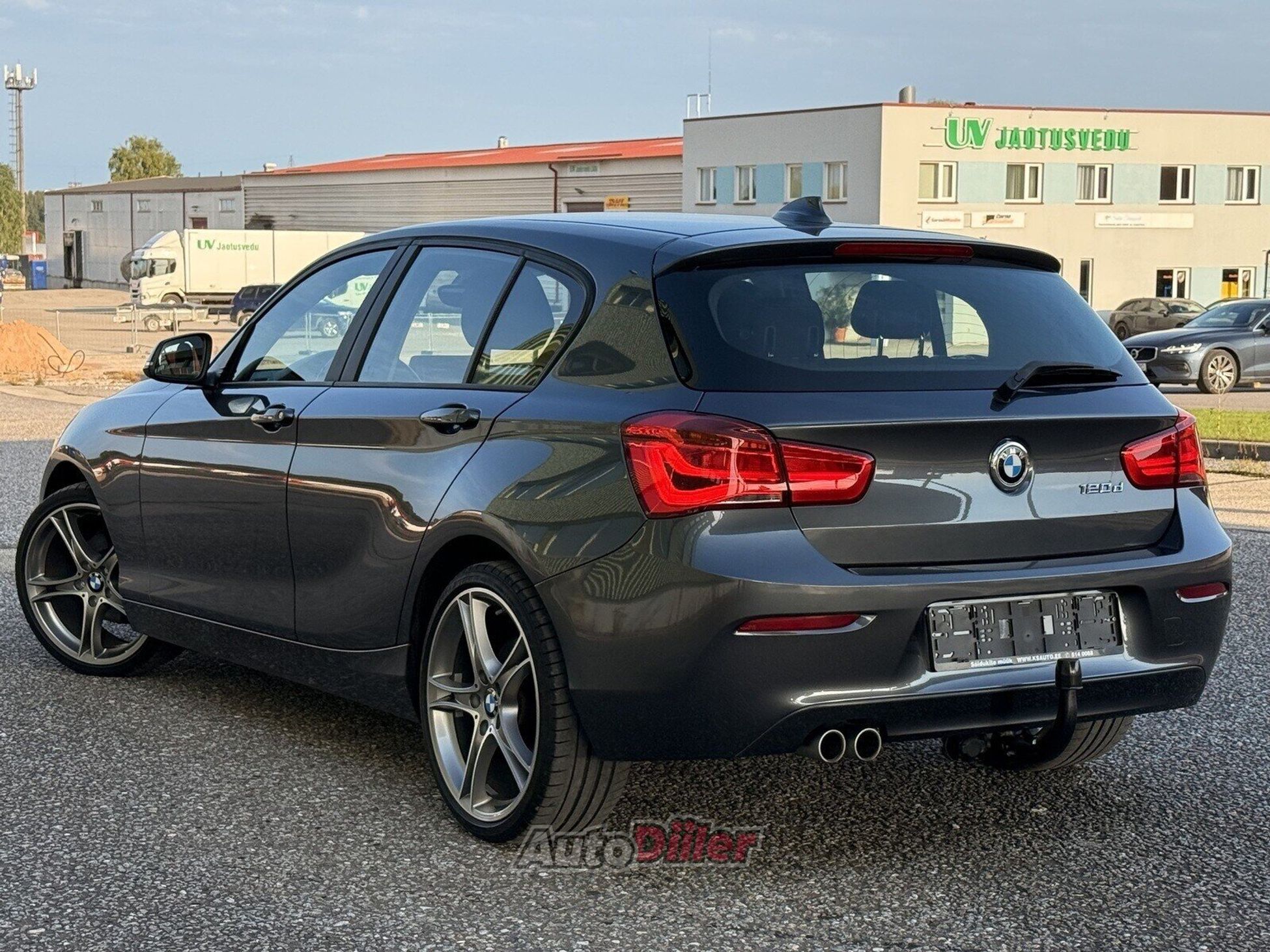 BMW 120 2019, kuva 2/10