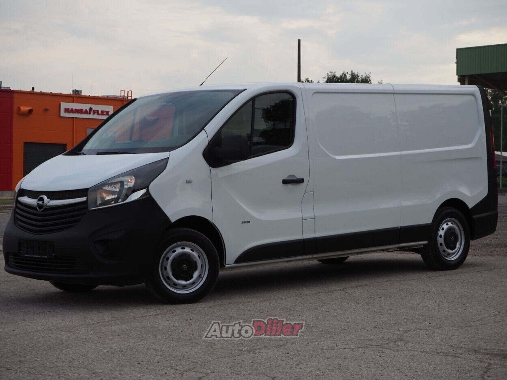 Opel Vivaro Long L2H1 EU5 1.6 85kW 2016, kuva 3/10