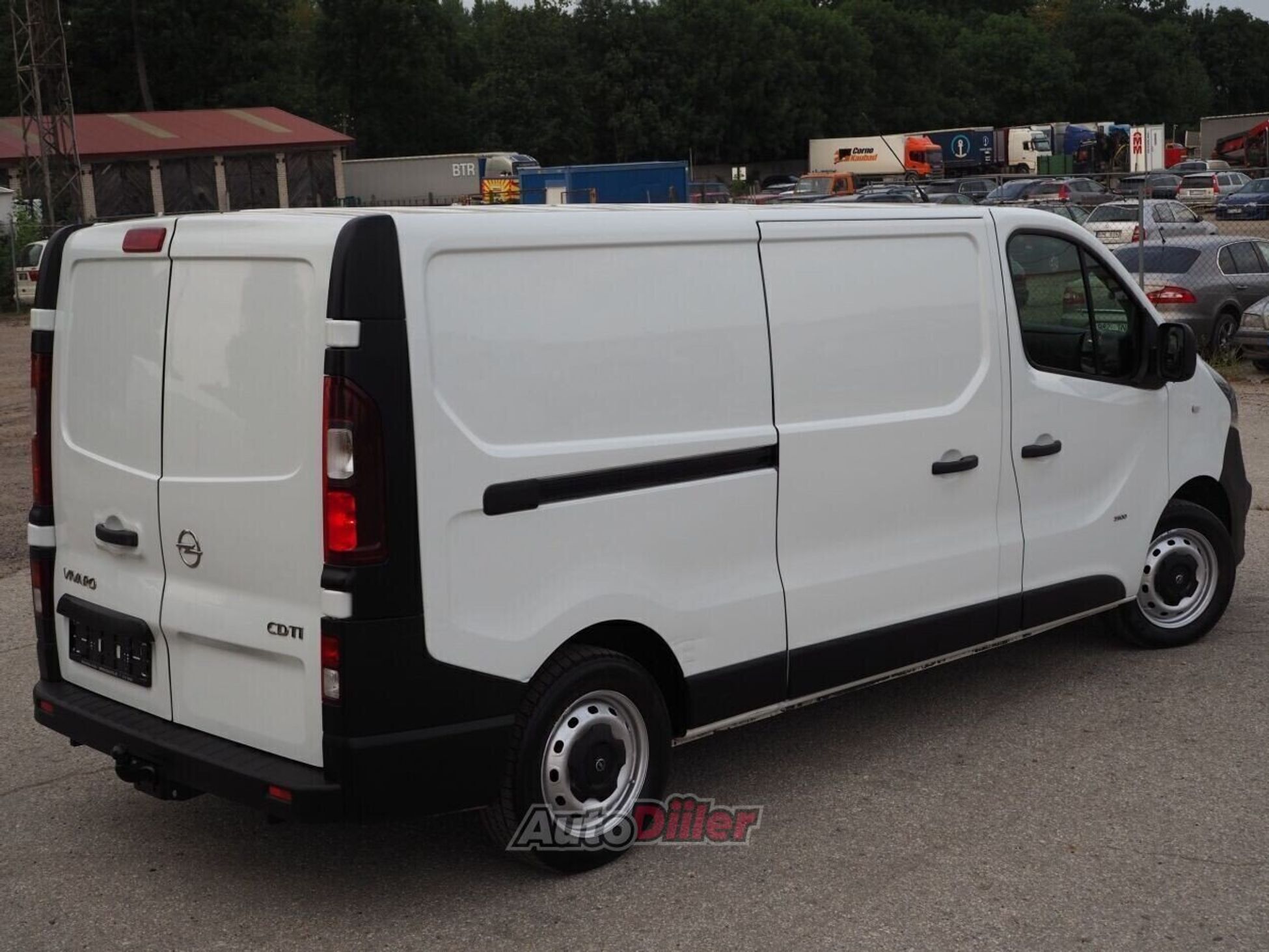 Opel Vivaro Long L2H1 EU5 1.6 85kW 2016, kuva 4/10