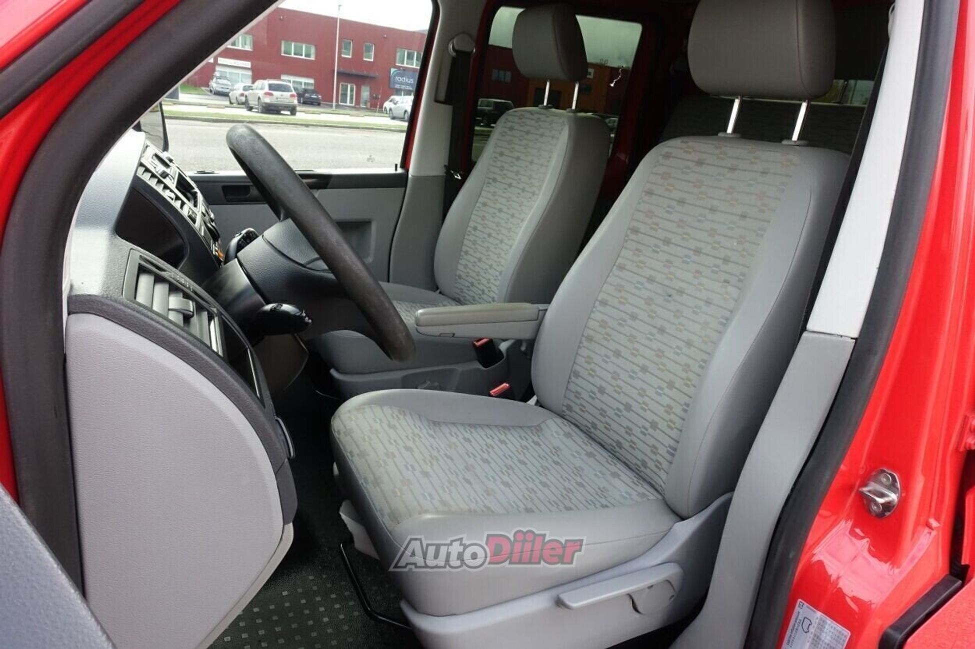 Volkswagen Transporter 2012, photo 7/10