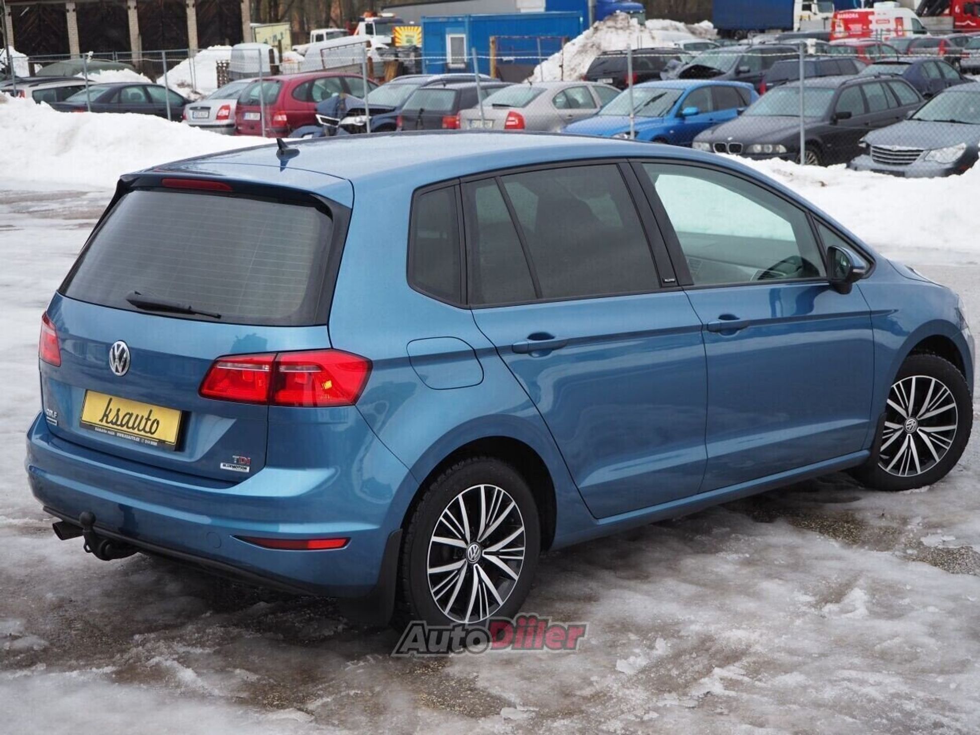 Volkswagen Golf Sportsvan 2017, photo 4/10