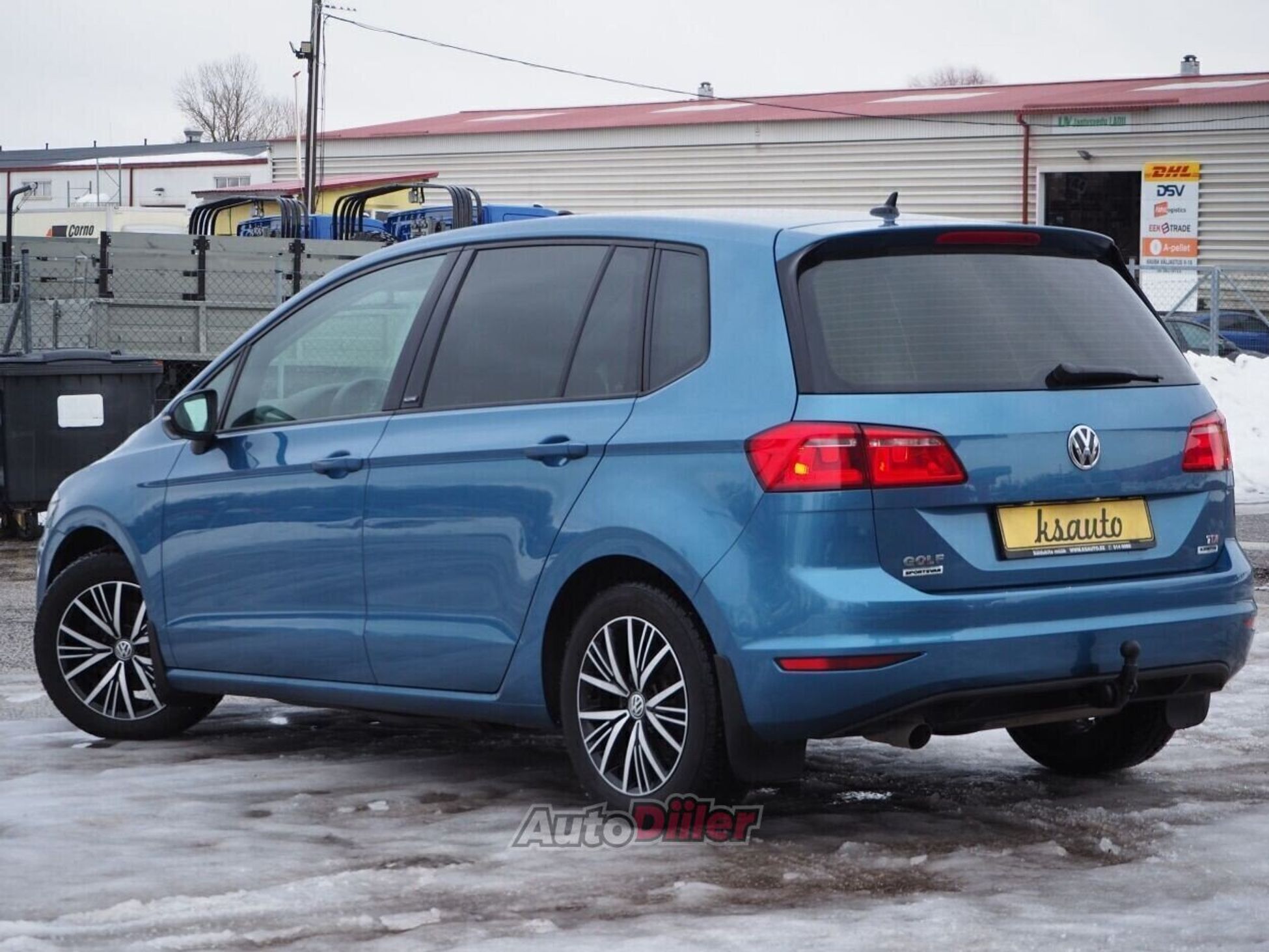 Volkswagen Golf Sportsvan 2017, photo 2/10